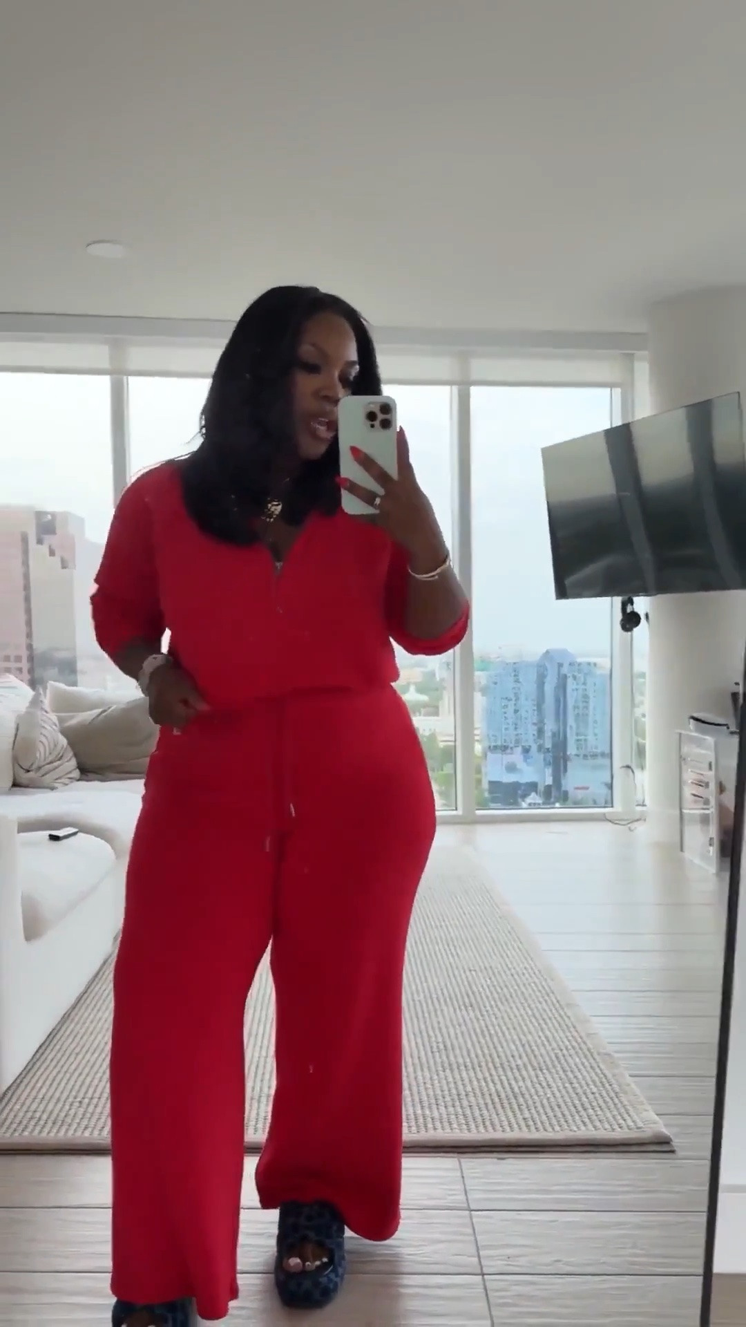 Love this Spanx Air Essentials Set! Great for travel days 😍

It’s comfortable, chic, and the fabric is lightweight so you can wear it year round.

Use code EMMYXSPANX for $$ off✨

Size:
Top: L
Bottoms: XL

Matching set, fall outfits women, comfy, curvy girl fashion, comfy set, Emmy Petit

#LTKActive #LTKSeasonal #LTKMidsize