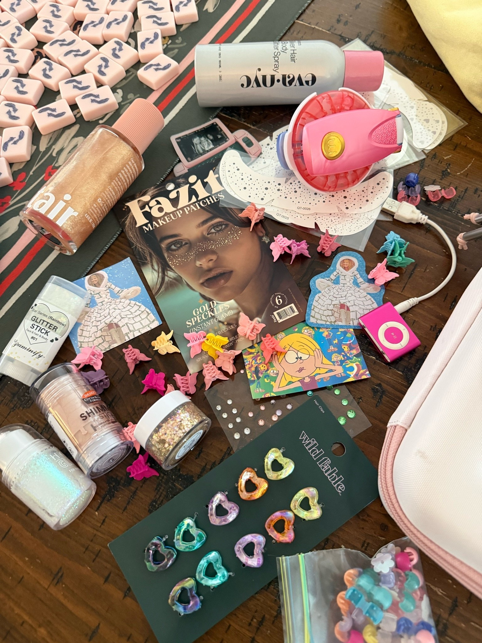 Hilary Duff Y2K millennial girly essentials ✨