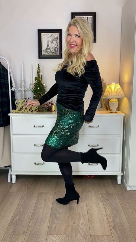 Day 11 of my 12 FASHION AND STULE DAYS OF CHRISTMAS. 
If you feel like adding some sparkle to your festive outfits, you may like to try this fabulous, affordable sequin skirt 

#LTKparties #LTKSeasonal #LTKHoliday