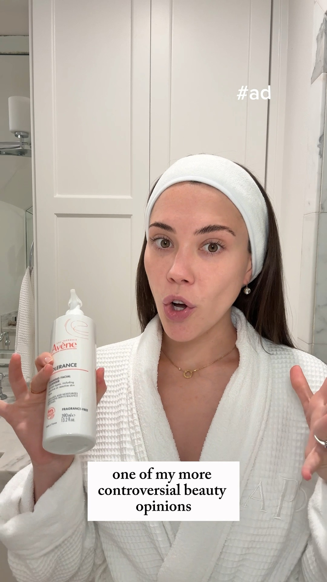 #ad @aveneusa knows the key to clear skin is a strong barrier! Make sure to check out the Tolerance Foaming Facial Cleanser next time you are at @Target! #targetpartner #sensitiveskin #liketikit @shop.ltk

#LTKgrwm #LTKvlog #LTKBeauty