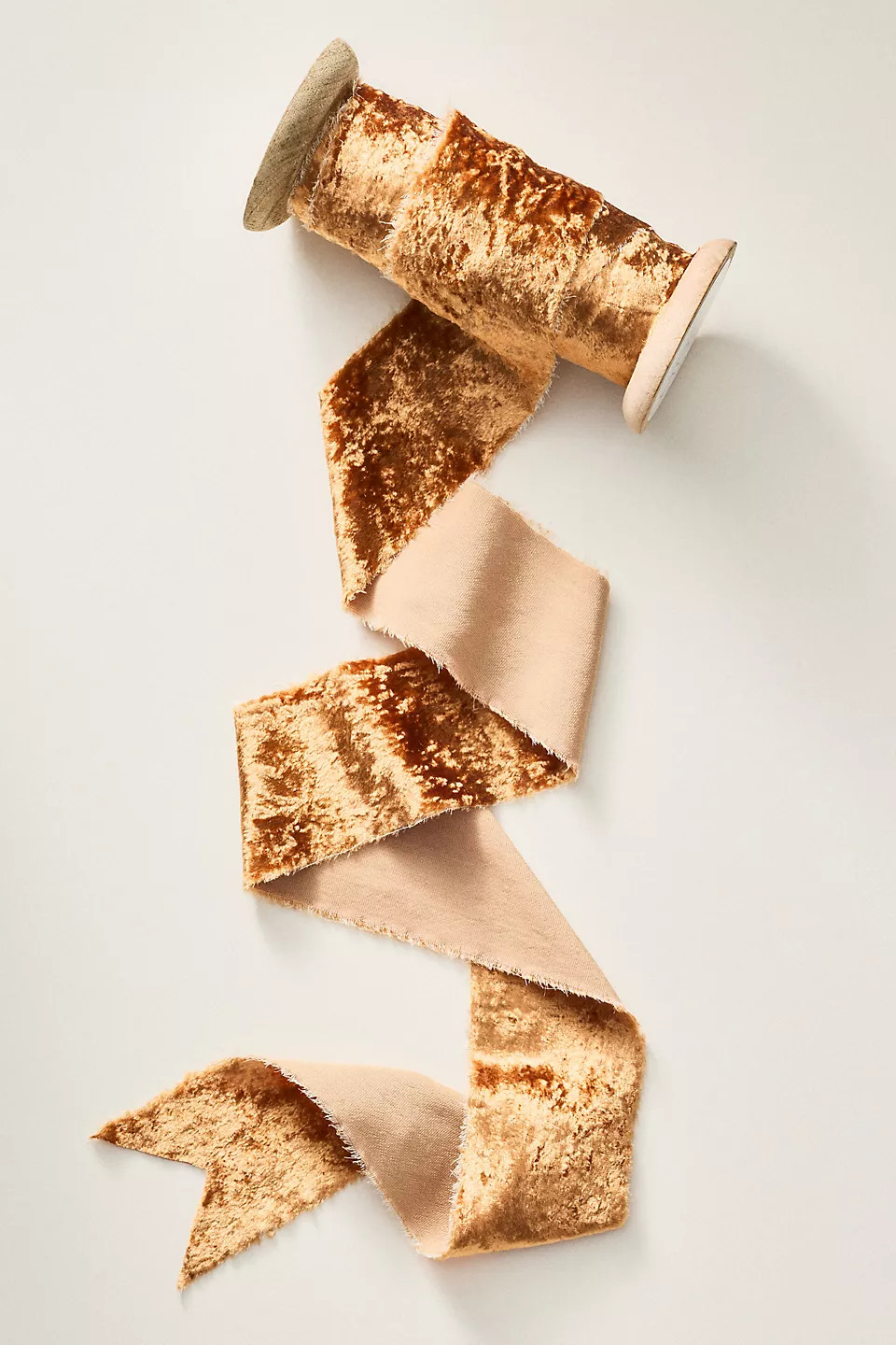 Velvet Ribbon | Anthropologie (EU)