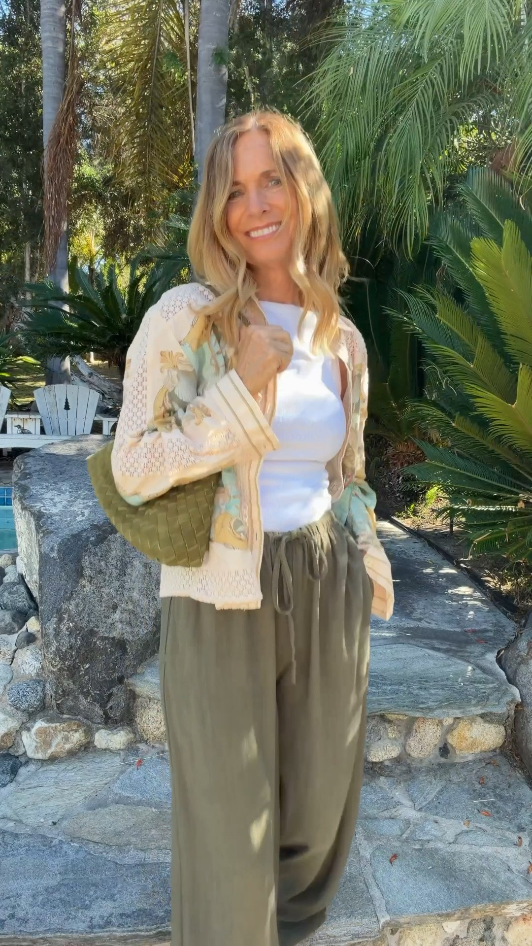 Still thinking of Summer? 
This is an easy Fall transition look!

#LTKootd #LTKOver40 #LTKSeasonal