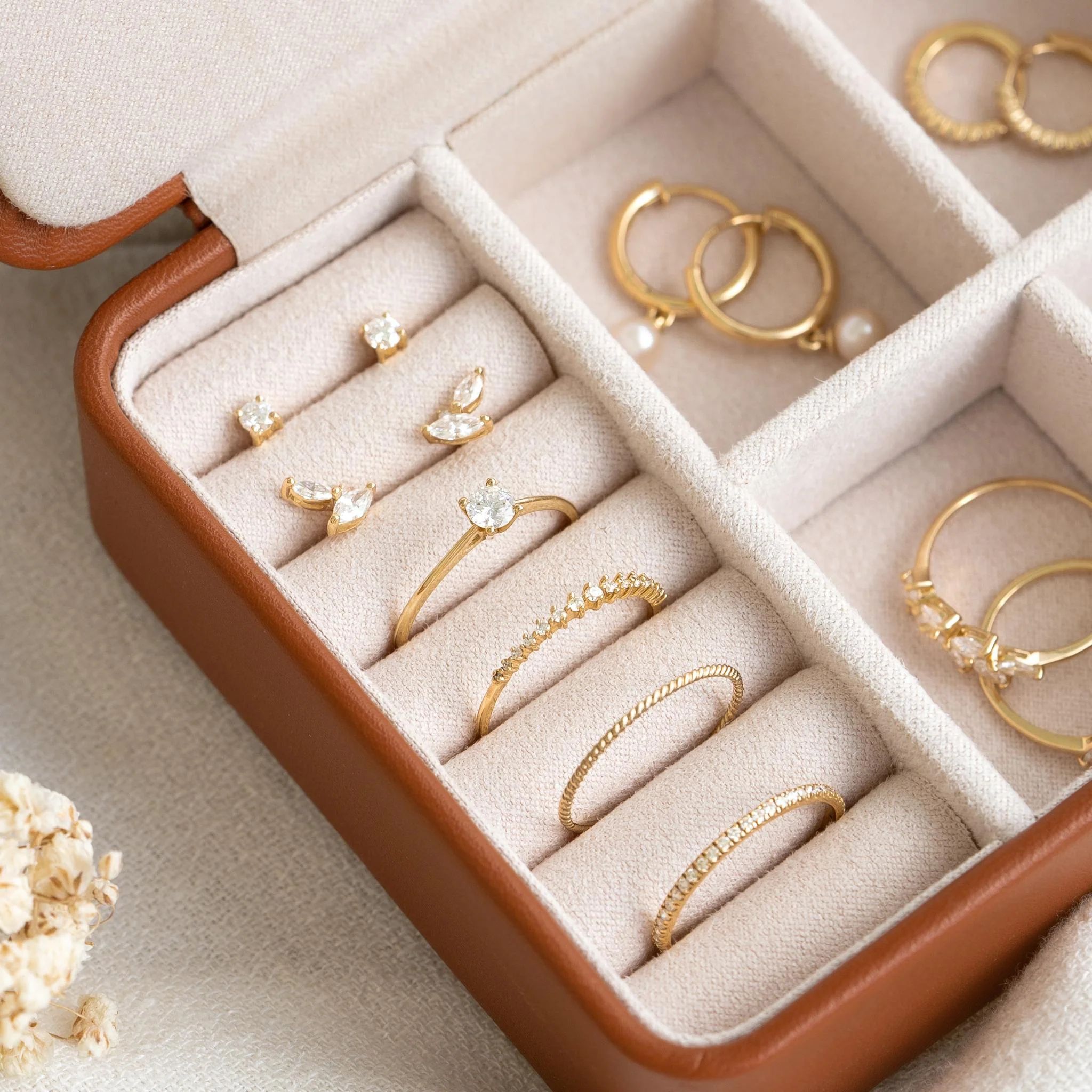 14k Gold Hoops 10mm - Sonia | Linjer