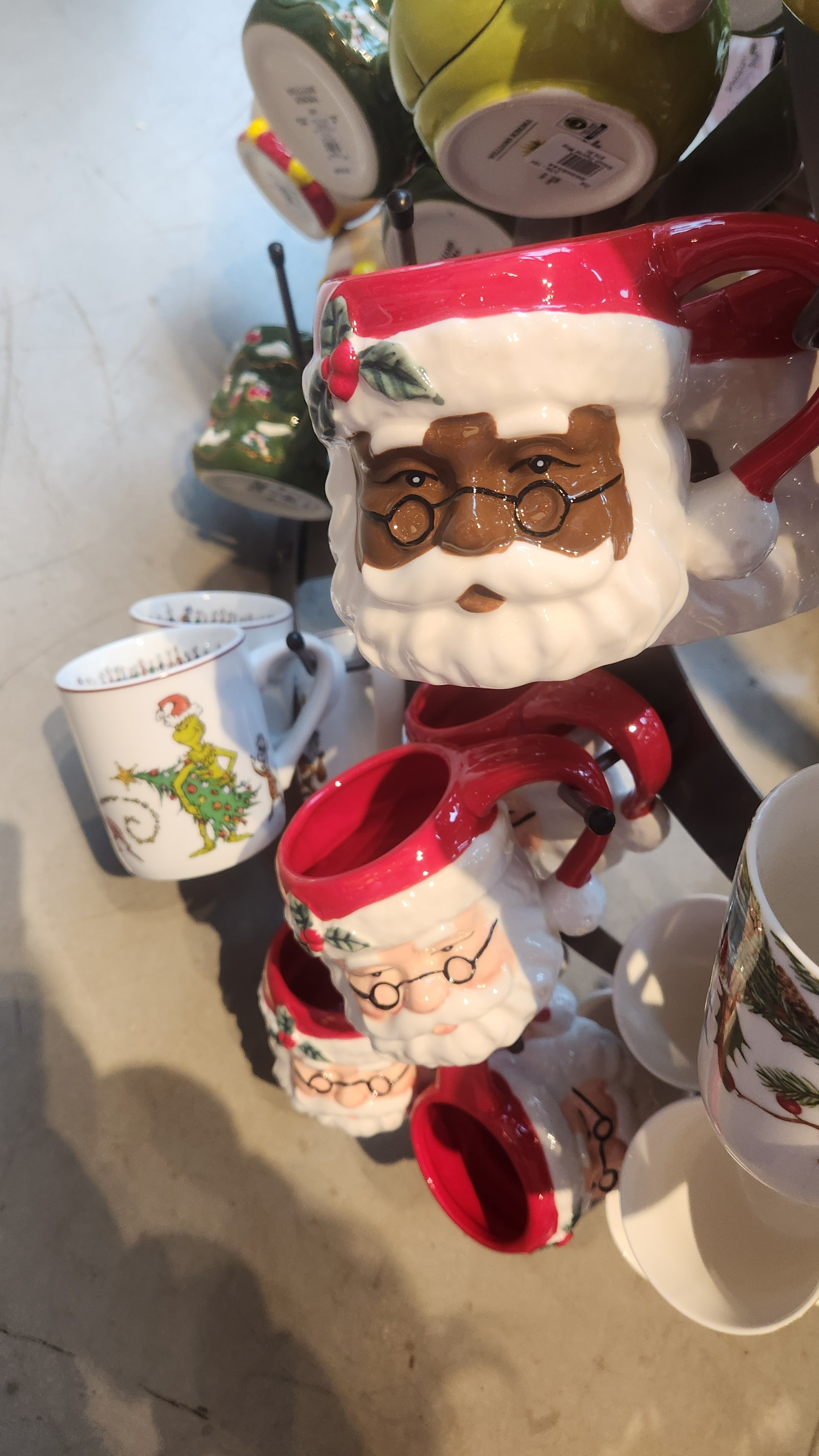 Holiday mugs from William Sonoma under 20.00

#LTKHoliday #LTKGiftGuide #LTKmorningroutine