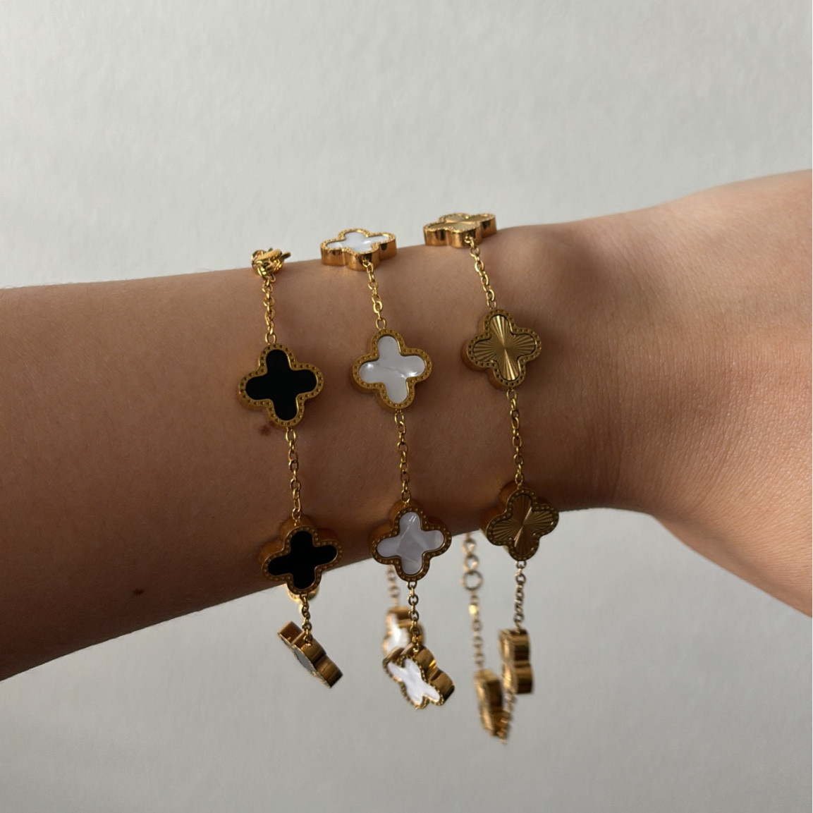 Van Cleef Inspired Bracelets ⭐️

#amazon #amazonfashion #amazonmusthaves #jewelry 

#LTKxPrimeDay #LTKStyleTip #LTKBeauty