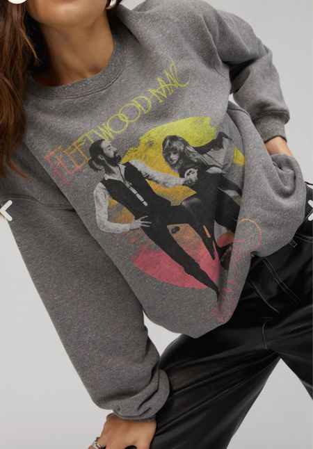 Fleetwood Mac sweatshirt 

#LTKfindsunder100 #LTKfindsunder50 #LTKstyletip