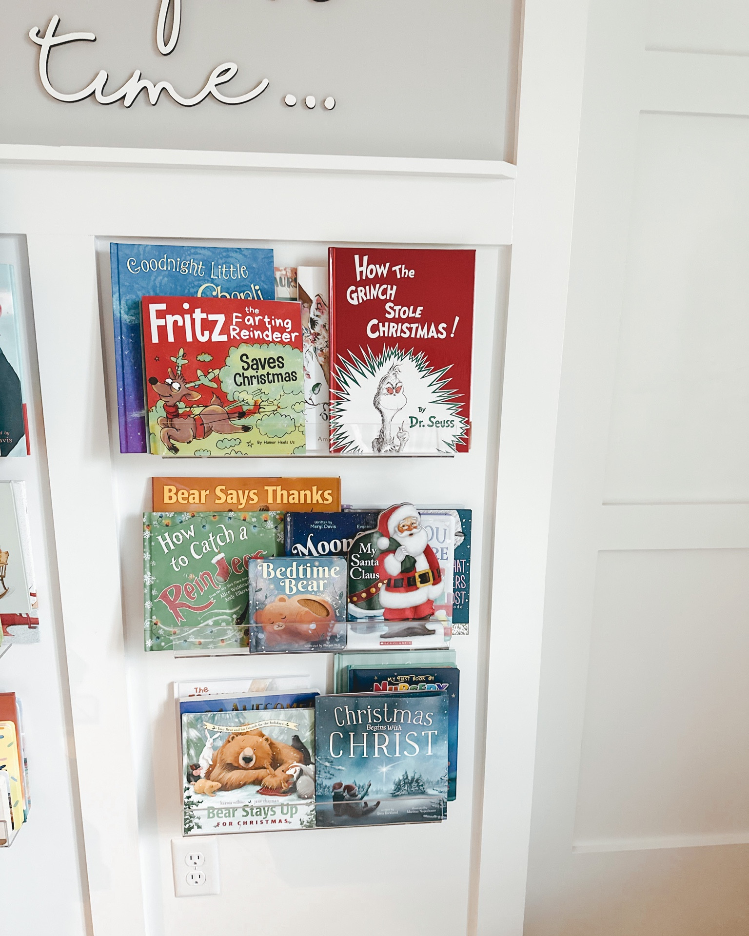 charli’s bookshelf is ready for ChristmaChristmas

#LTKSeasonal #LTKHoliday #LTKbaby