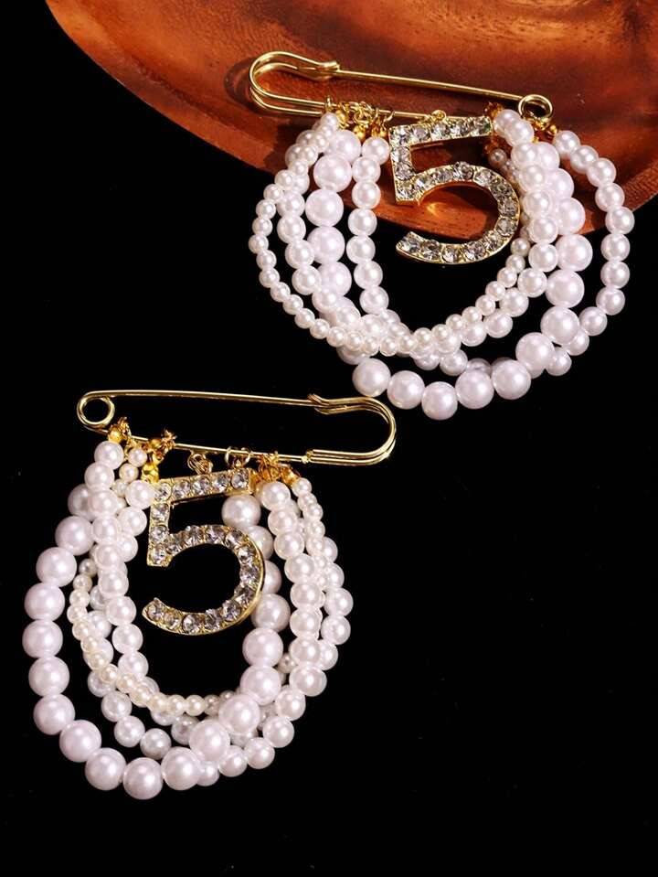 1pc Multi-Layer White Faux Pearl Metal Crystal Rhinestone Number 5 Pin Brooch, Decor For Dress,Su... | SHEIN
