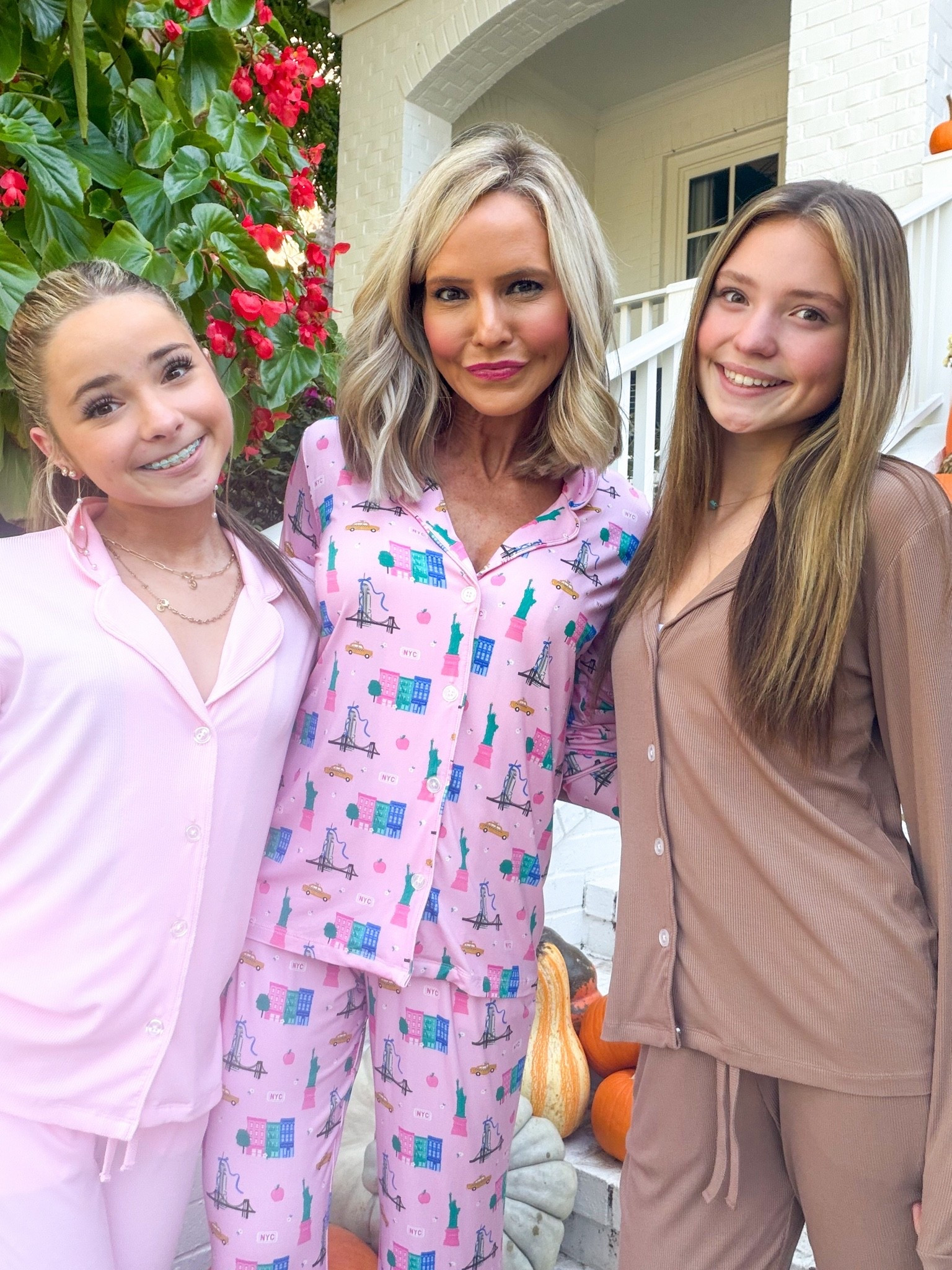the cutest sleepwear you ever did see!! @inmyjammers for the family pajamas that everyone will adore = use code NATASHA10 for 10% off!!