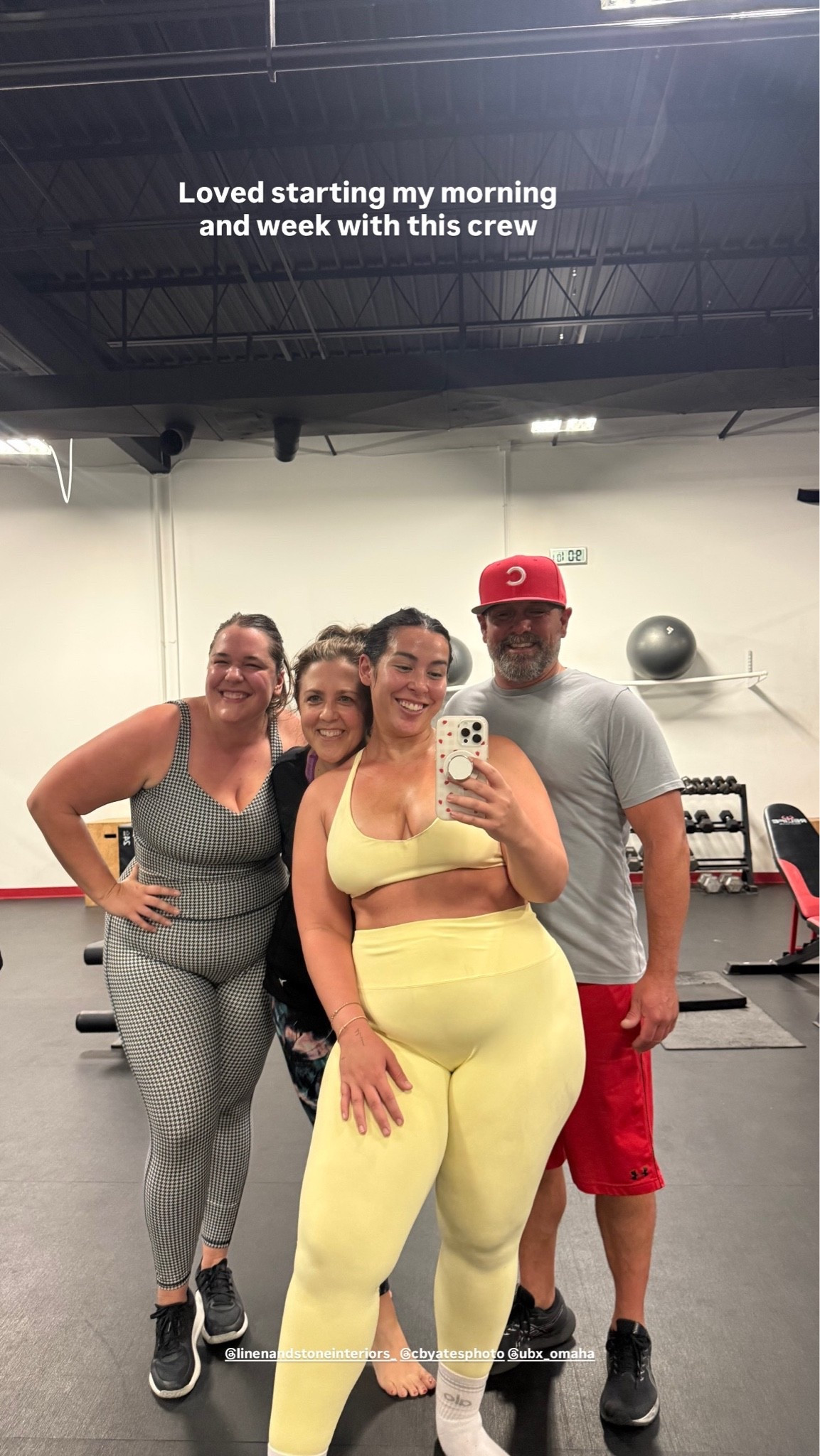 My midsize workout outfit!
-
-
-
Butter yellow, activewear set, workout set