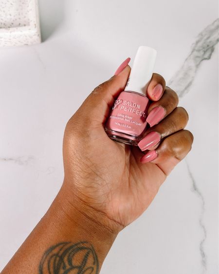Give me pink 💕

The perfect muted pink nail color. 

#LTKbeauty #LTKHoliday