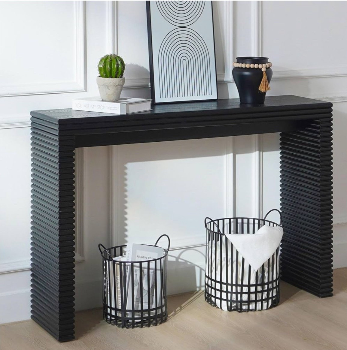 Consola moderna! 🖤✨

#LTKHome #LTKStyleTip #LTKActive