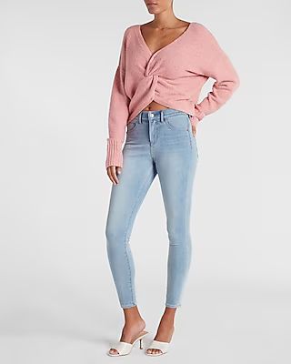Mid Rise Extra Supersoft Light Wash Skinny Jeans | Express