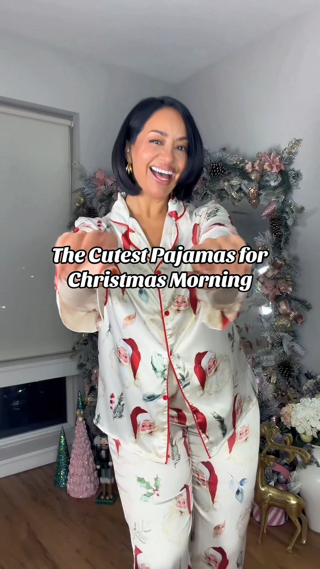 VINTAGE STYLE SANTA CHRISTMAS PAJAMAS 🎅🏽 

• Elastic waist 
• Fits true to size 

holiday outfit 
pajama set 
holiday photos 
cyber week 
satin pjs 

#LTKHoliday #LTKOver40 #LTKFindsUnder50