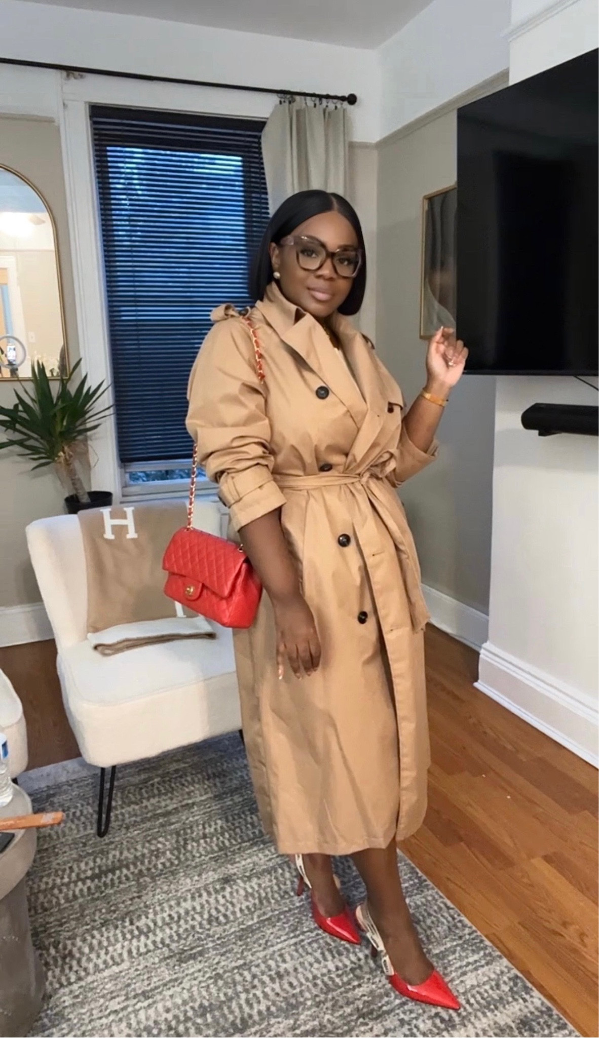 Torrential downpour but make it fashion! 💄