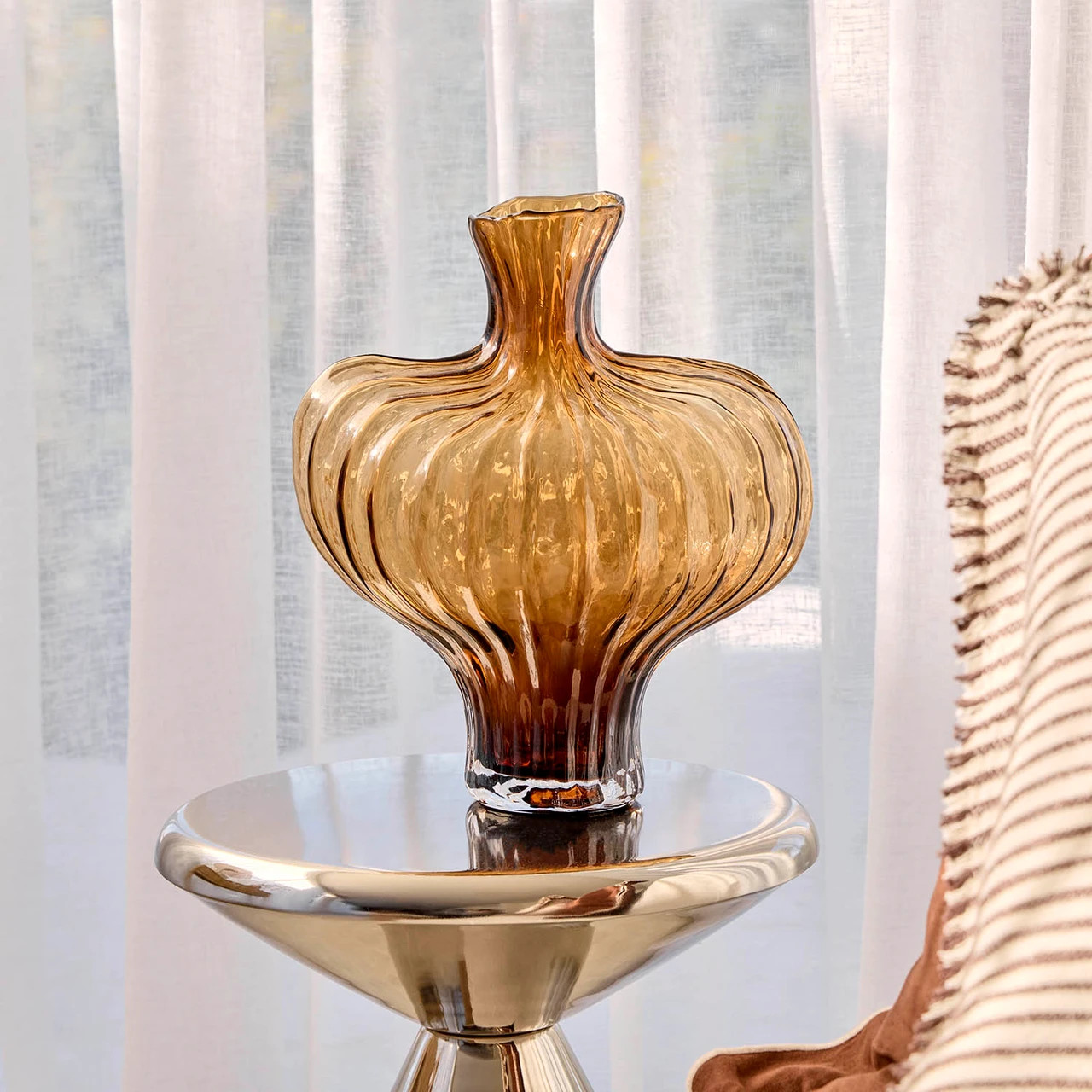 Jagger Glass Vase | Pillow Talk AU