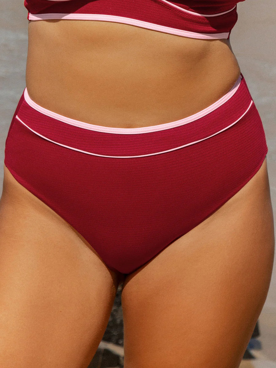 Red Contrast Plus Size Bikini Bottom & Reviews - Red - Sustainable Plus Size Bikinis | BERLOOK | BERLOOK