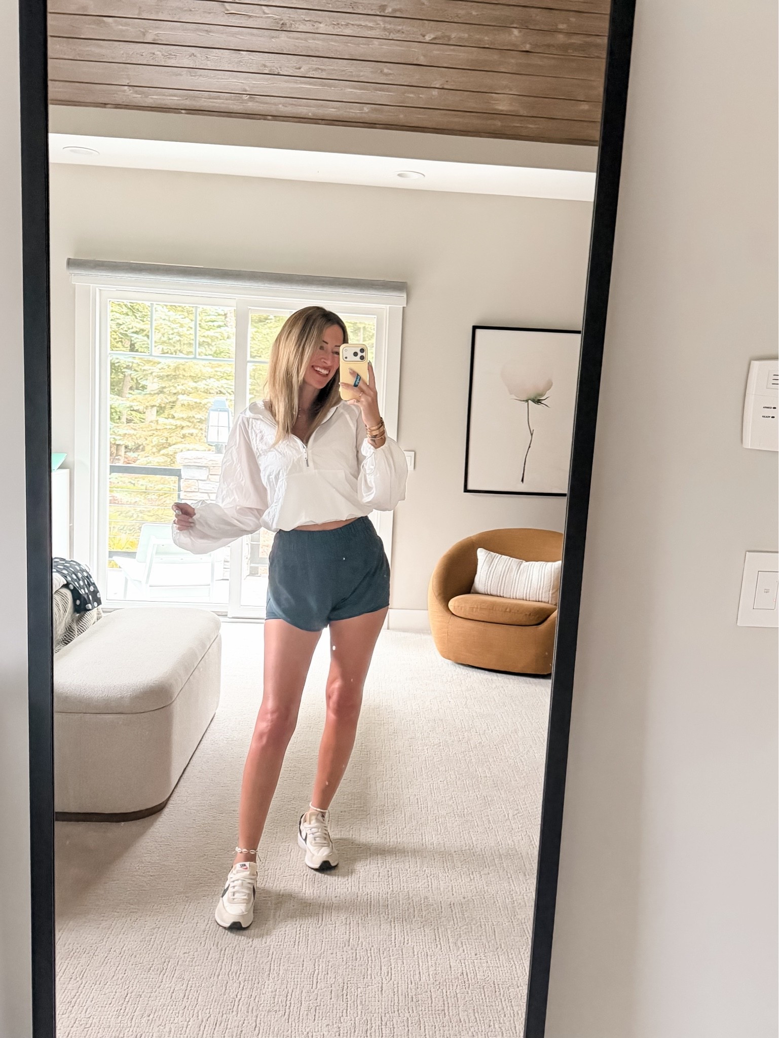 Rainy day, summer sidelines Sacramento outfit ideas and what to wear for early fall sporting games, game days and weekend tournament