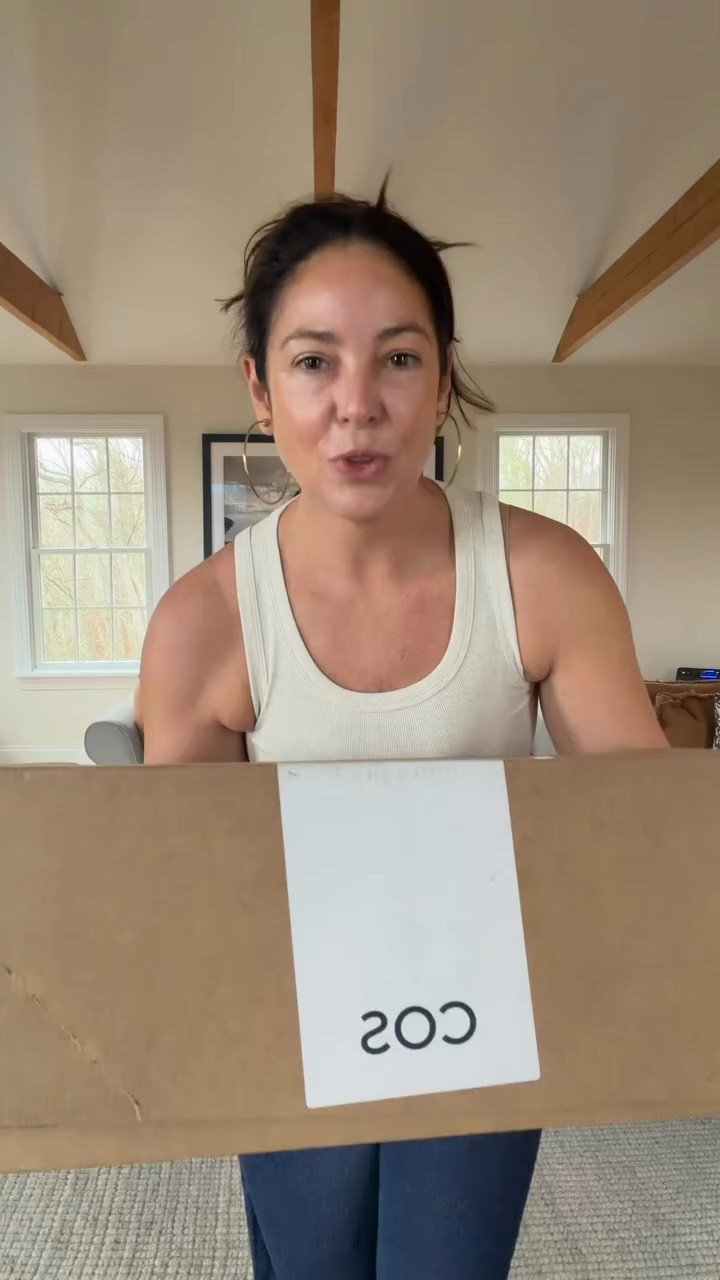 Brutally honest clothing haul. I have definitely been struggling these days seeing myself on camera so much. So forgive the rant but I think a lot of women feel this way no matter what age. And yes I eat healthy and workout almost every day. The struggle is real! #fashionover50

#LTKgrwm #LTKOver40 #LTKMidsize