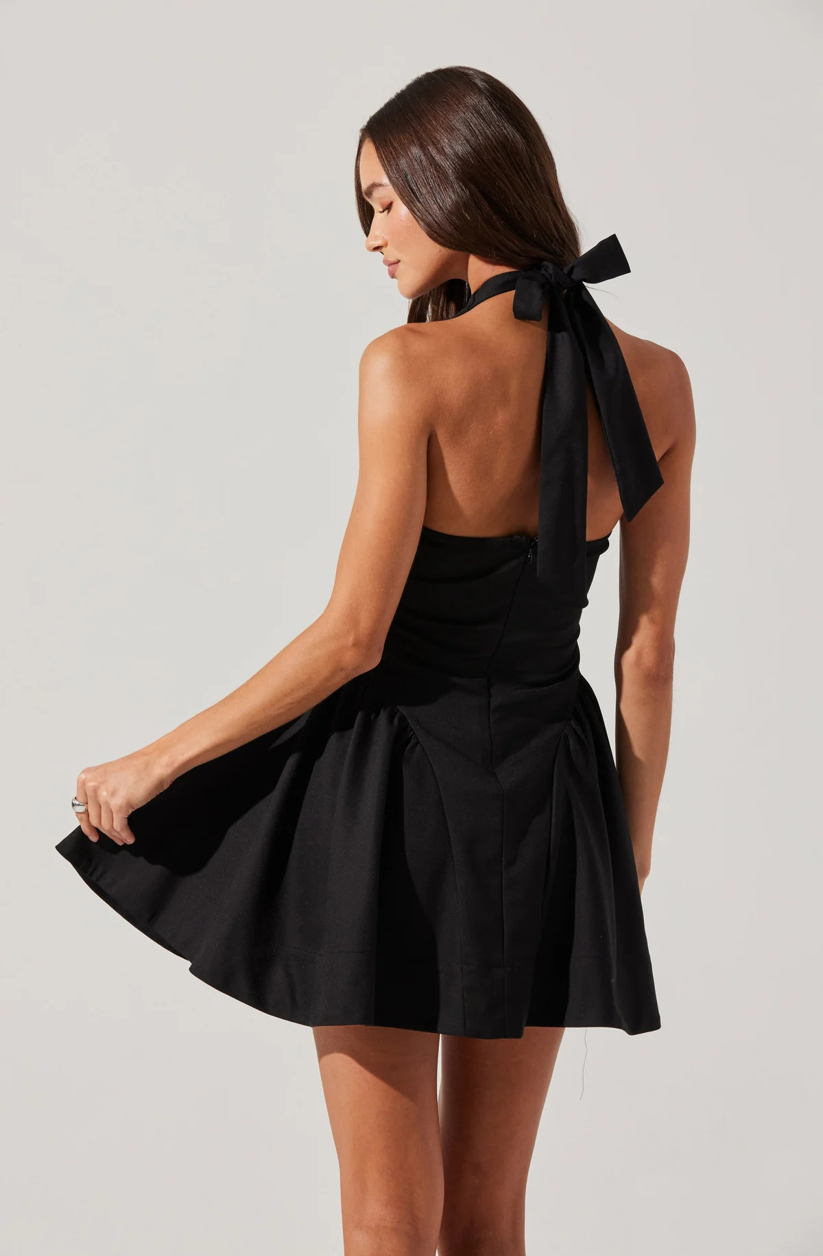 Meana V-Neck Halter Mini Dress | ASTR The Label (US)
