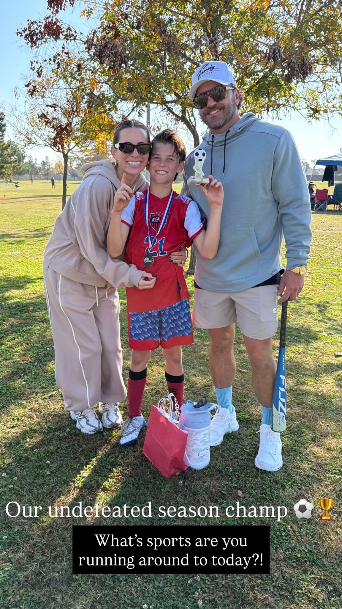 What’s sports are you running around to today?! Our undefeated season champ ⚽️🏆