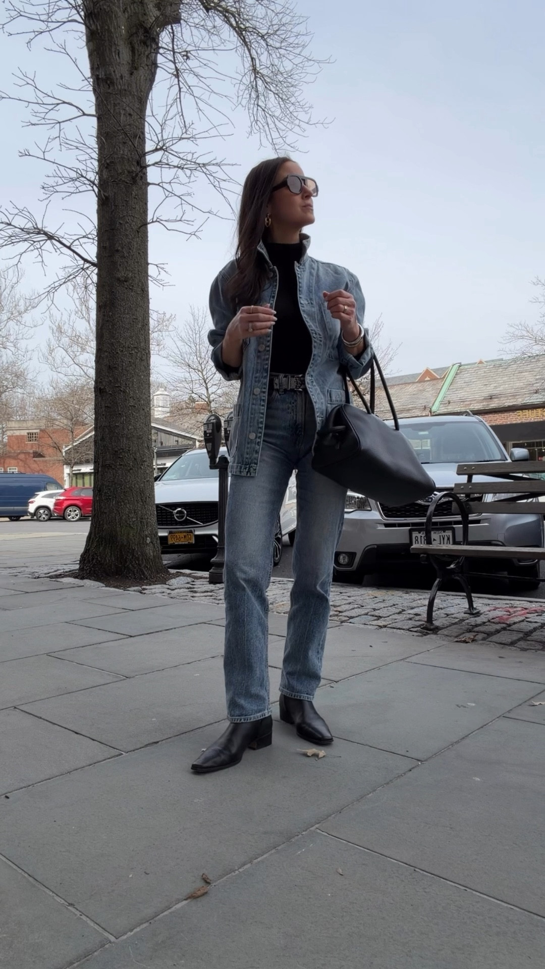 Transitional to spring outfit: denim on denim. 

All runs true to size except the boots I sized up half a size!

Bag is borrowed from Vivrelle! Use my name JulieKraus for your first month free to borrow designer bags immediately 🤍

#LTKSeasonal #LTKOver40 #LTKootd