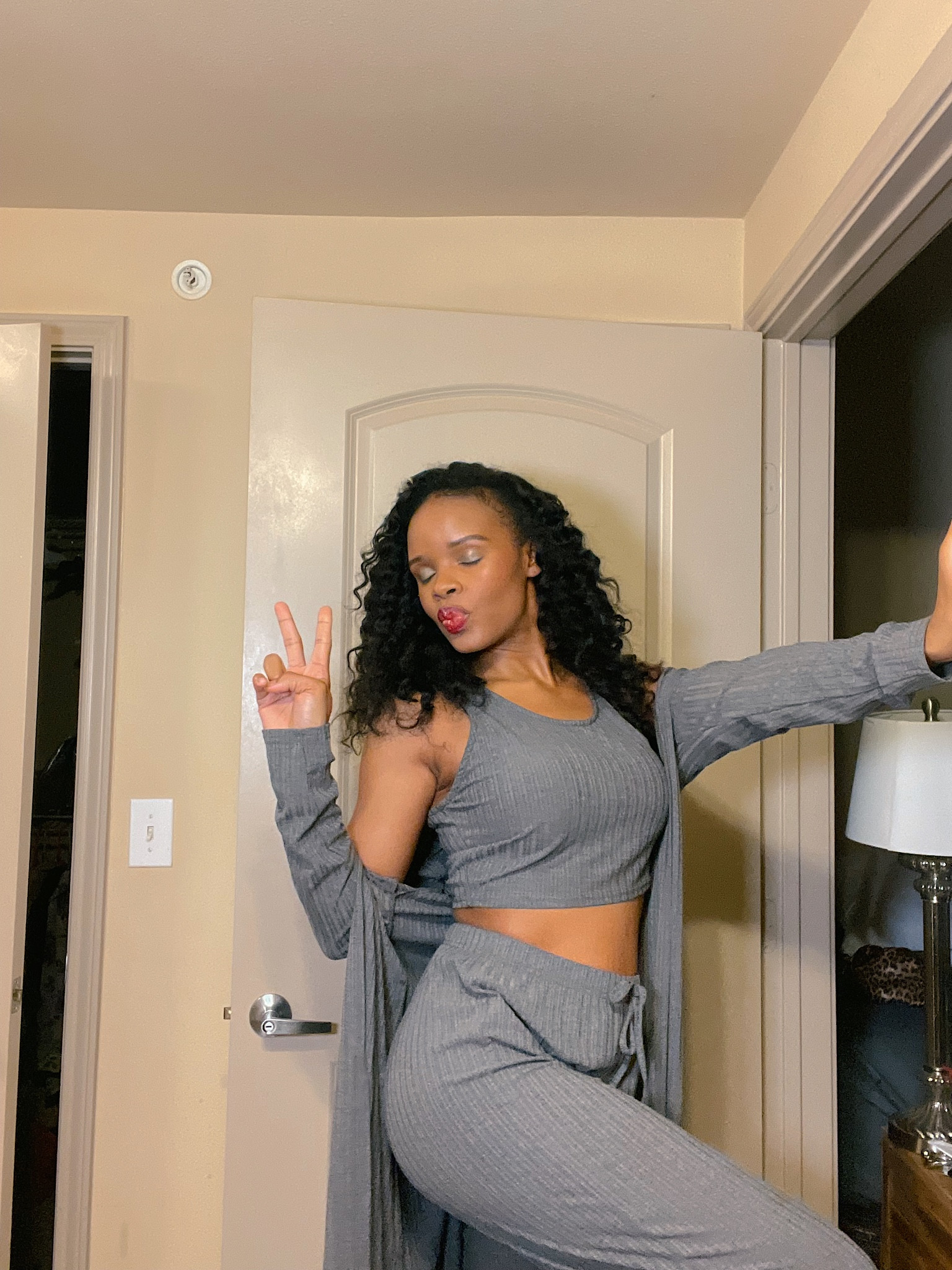Just a cozy girl! Now I need every color of this lounge set 🖤

#LTKActive #LTKstyletip