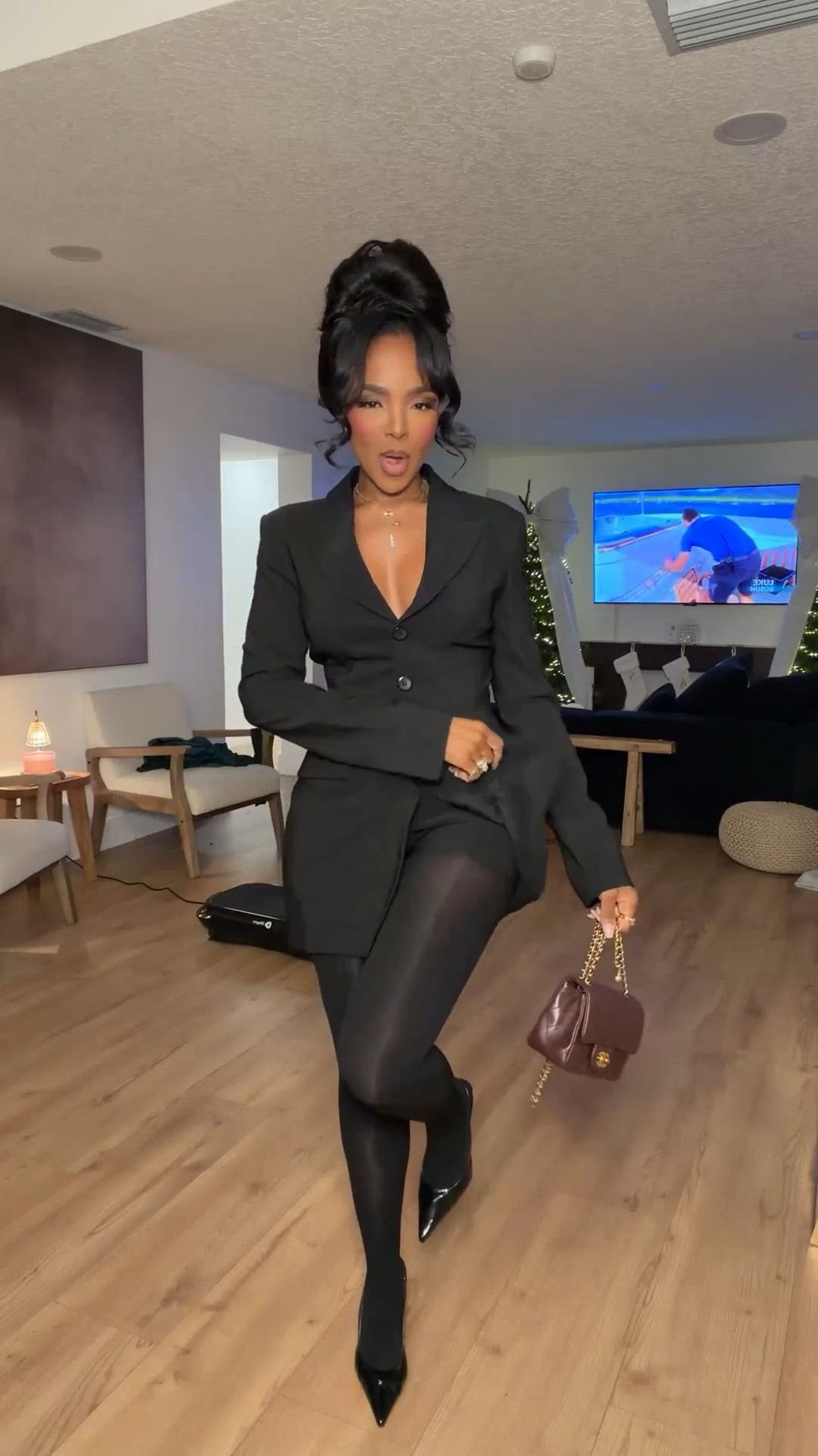 ✨ Power Dressing, Refined

A tailored blazer moment that instantly elevates the entire look. Structured, sleek, and confident, this outfit does all the work for you with minimal effort. Each piece styles easily with other staples, making it a smart long-term wardrobe choice where the cost per wear keeps dropping.

Perfect for:
• Dinner dates or events
• Nights out or cocktails
• Elevated workdays or meetings

📏 Sizing:
Top: Small
Bottoms: Small
Shoes: True to size
Bag: One size

Measurements:
5’4” · 138 lbs · 34D · 27” waist · 40” hips

Save this post for later.

Chic black outfit inspiration, tailored blazer styling, elevated night-out looks, capsule wardrobe essentials, polished minimalist outfits, timeless black ensembles.

Follow me on Instagram and YouTube @kirasfashionfinds

#LTKootd #LTKPetite