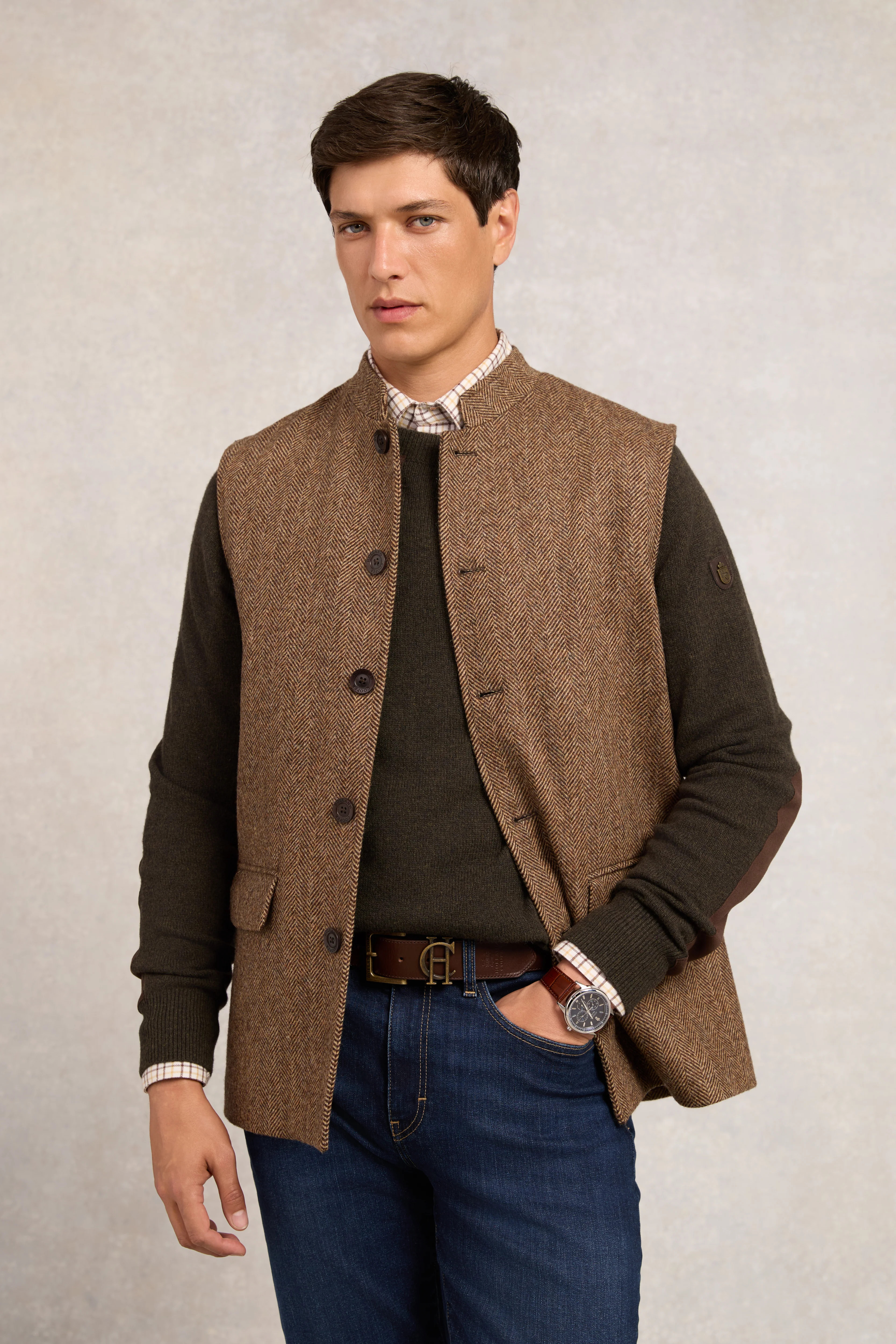 Nehru Gilet (Large Scale Brown Herringbone) | Holland Cooper