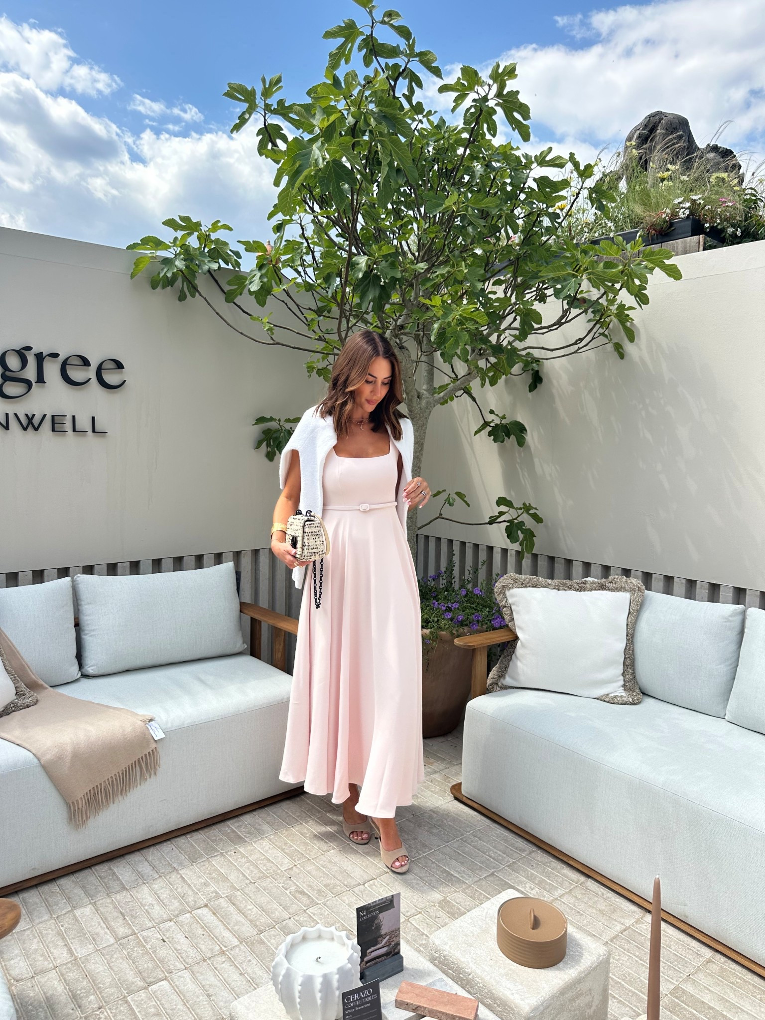 The perfect elegant summer dress.. 
I’m wearing uk size 8

#LTKwedding #LTKsummer #LTKstyletip