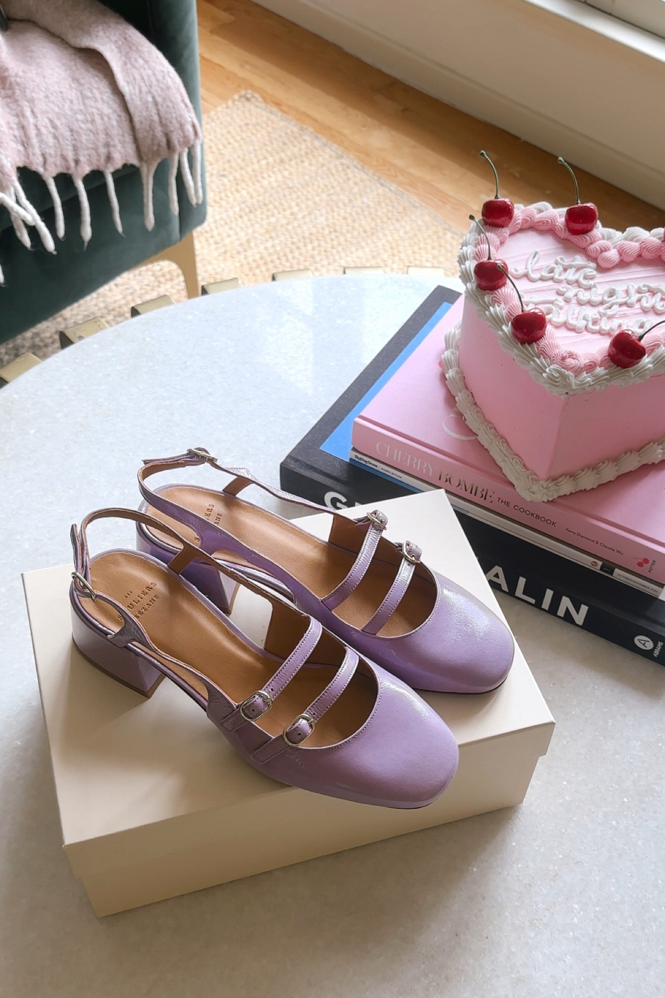 Sezane new arrivals, lilac varnish Paula babies, purple, kitten heels, pastels, spring shoes, spring / summer

#LTKstyletip #LTKshoecrush #LTKSeasonal
