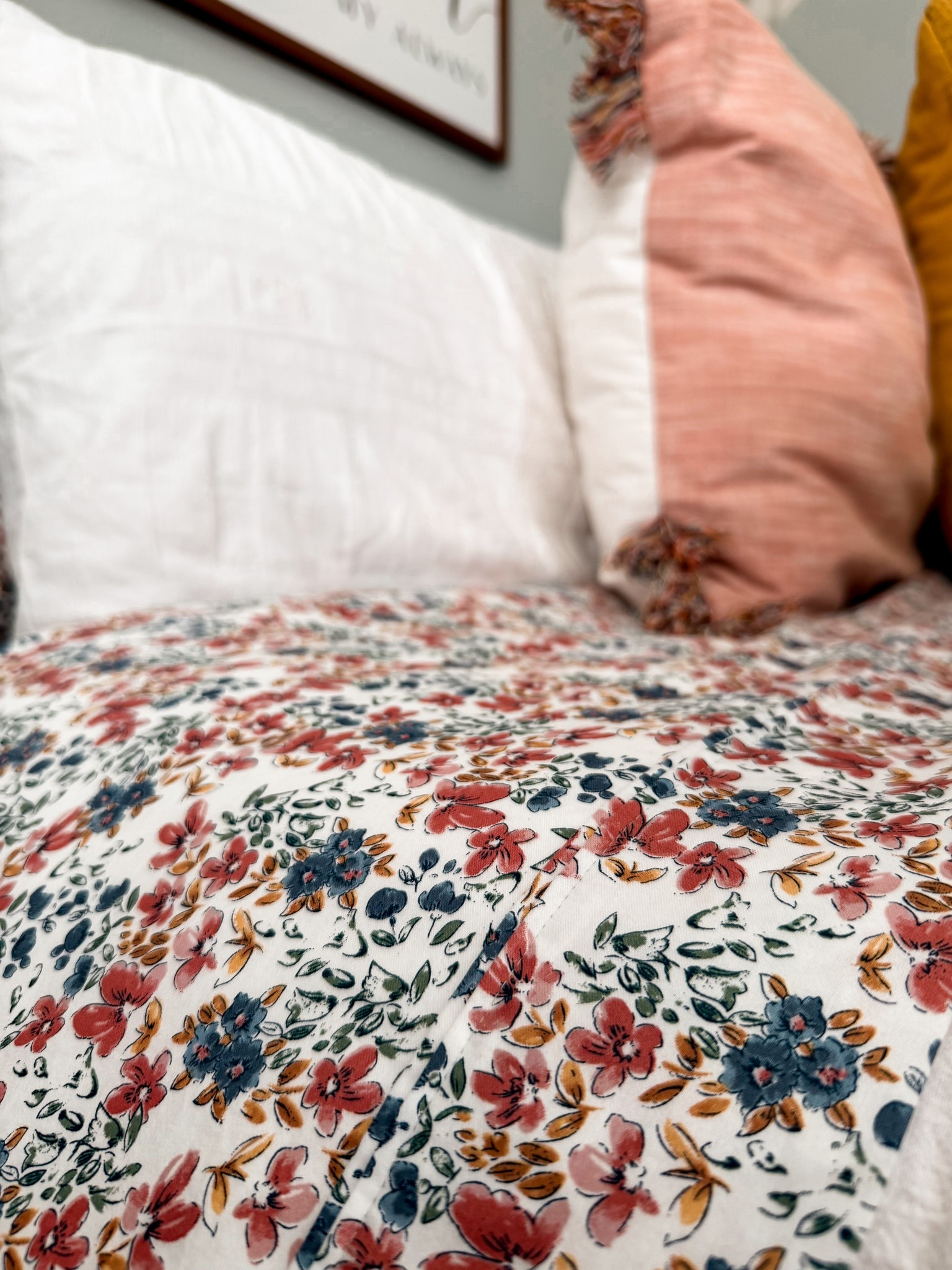 Romanticizing my bedtime routine this spring. Spring bedding refresh from @Target 
Love the ditsy floral but comes in so many print and solid options
Over 11,000 five star reviews! The best sheets! 

#LTKmomlife #LTKHome #LTKspringtrends
