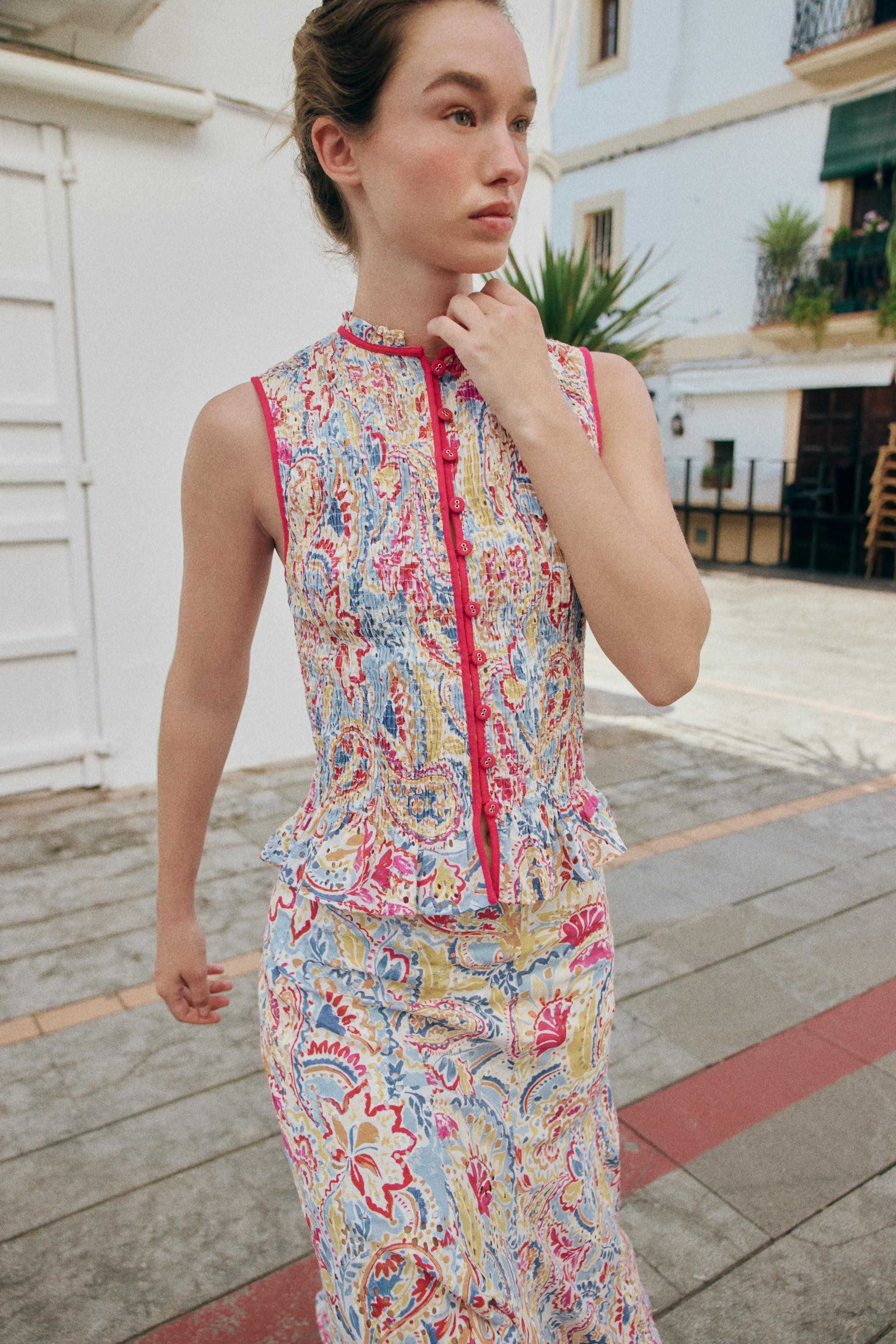 PRINTED EMBROIDERED EYELET TOP | Zara US