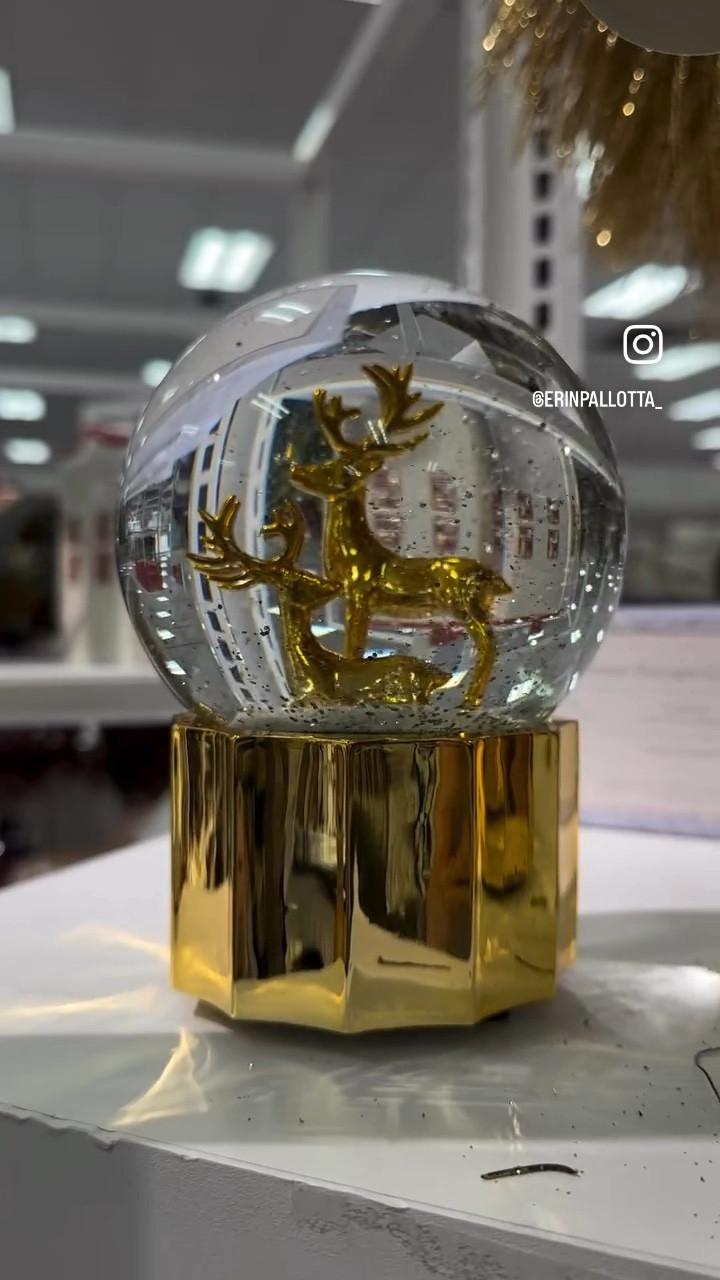 Some of my favorite pieces from the Target holiday collections! Shop now before they sell out!

#LTKFindsUnder50 #LTKHome #LTKHoliday