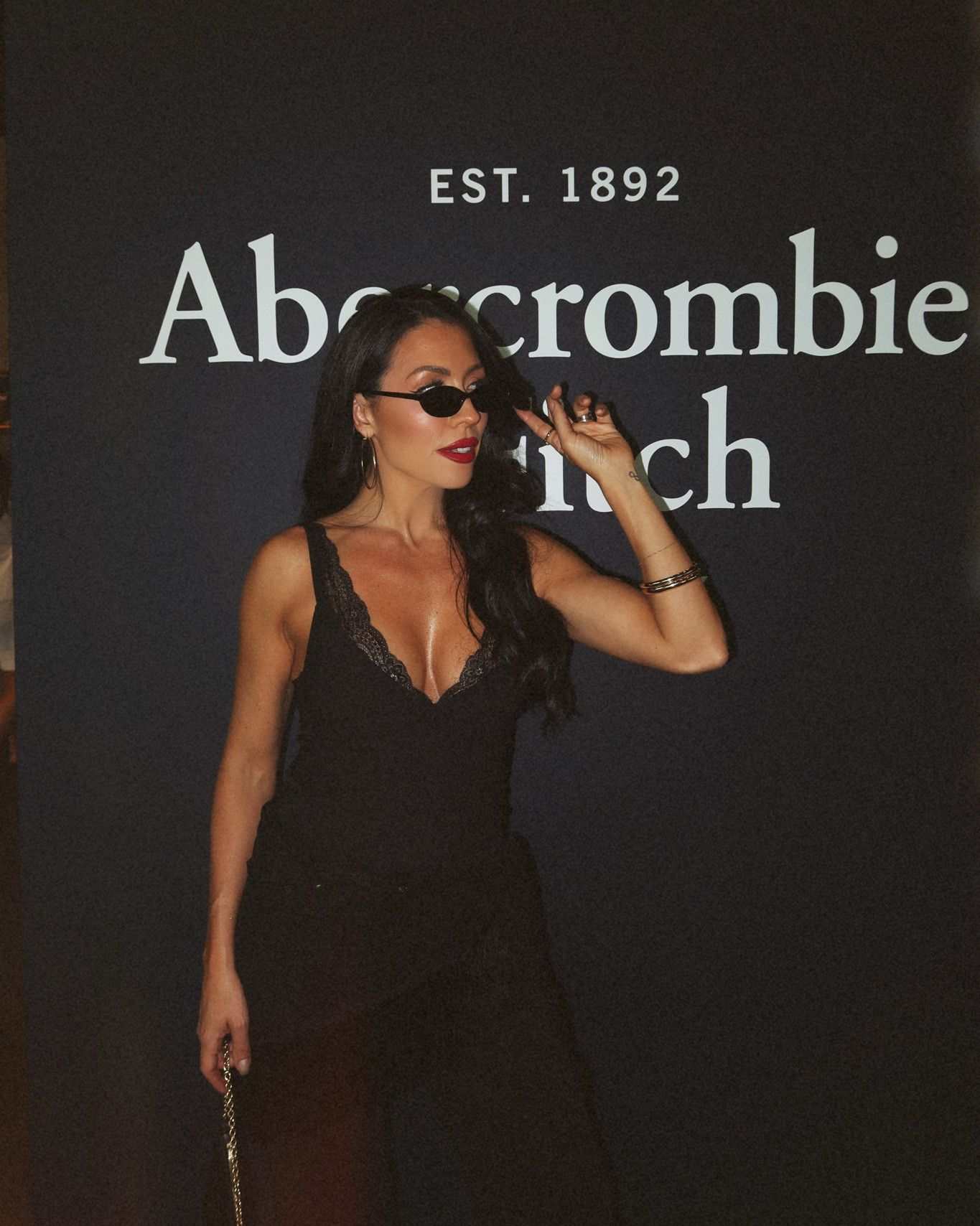 Night 1 with @abercrombie! Sharing my outfit of the night 
Top size XS 
Denim size 25 curve love 
Amazon lace bandana

#LTKCon #LTKootd #LTKgrwm
