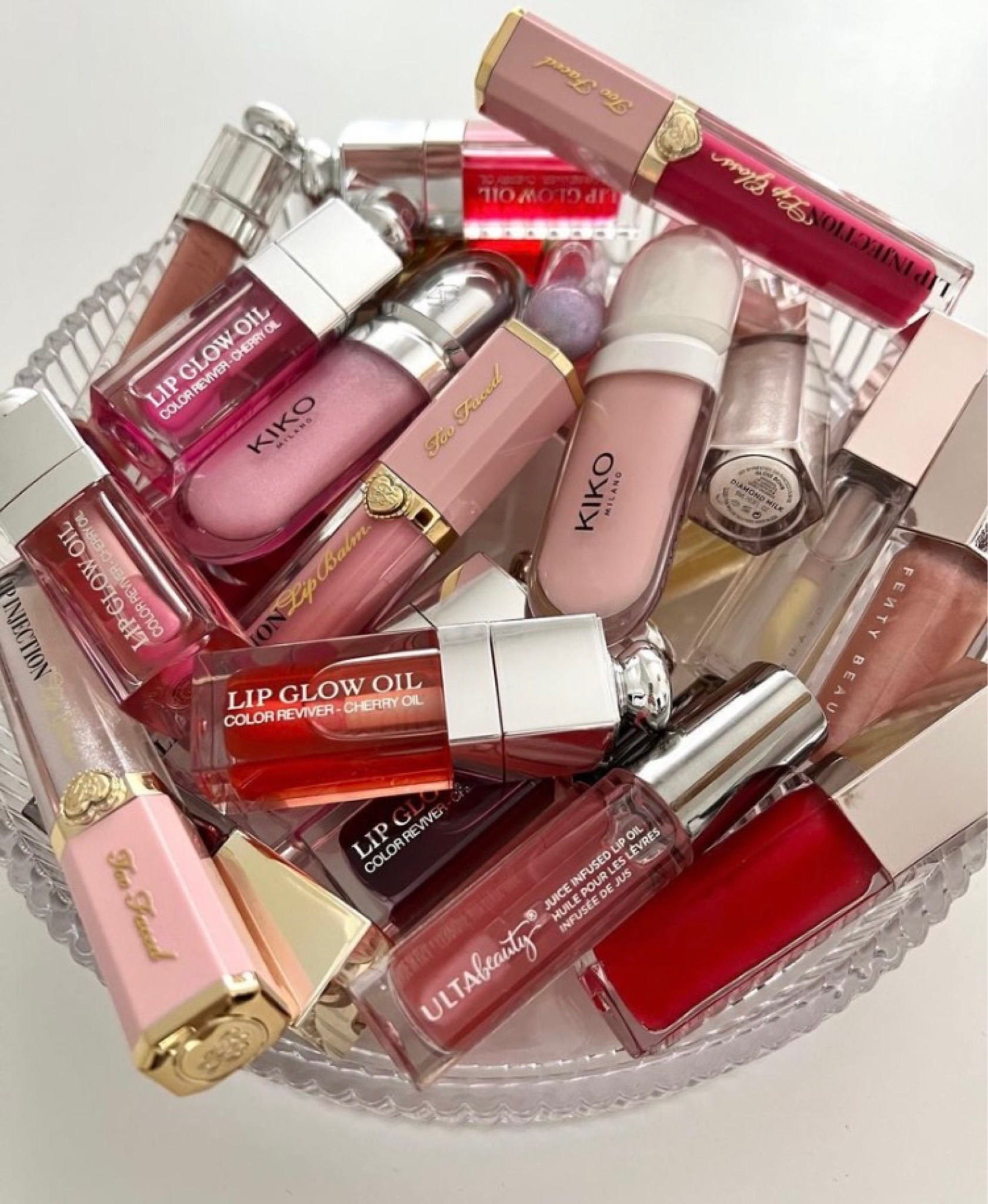 Clean girl Christmas list, lip gloss, Dior makeup, skincare organization, parfume collection aesthetic, dior lip oil, girly aesthetic, lip glos aesthetic, girly things, dior makeup aesthetic, kiko lipgloss, what’s in my makeup bag, makeup needs, preppy skincare products, makeup products, clean girl essentials, good makeup products, coquette makeup products, pink that girl aesthetic, clean girl hair, bag essentials everyday, vanilla girl, girly things aesthetic, pink vibes, makeup collection goals, luxury makeup, kiko Milano, Miss Dior, Lip oil, Body care collection, Aesthetic shower products, Vanilla girl aesthetic, Feminine, care tips, Body mists, pink skincare, Sephora must haves, expensive makeup, makeup package, Dior eyeshadow palette, essence makeup, skin makeup, French skincare, bioderma lip balm, French skincare, nuxe body oil, makeup list to buy 

#LTKU #LTKbeauty #LTKFind
