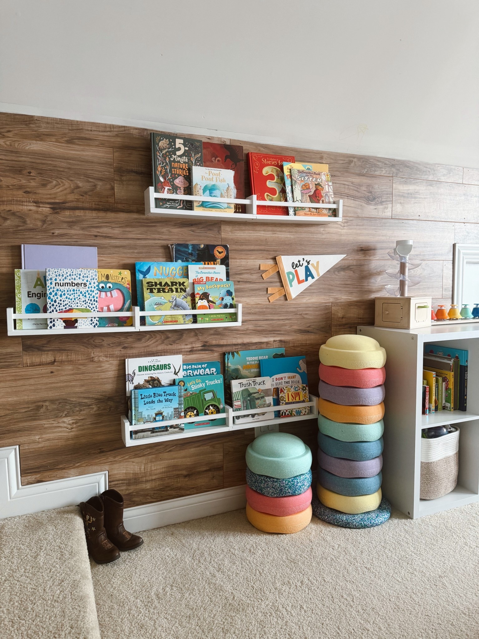 I love how this cozy little play room is turning out ❤️


Play room, kids, family, play room decor, book shelves, toy organization 

#LTKKids #LTKmomlife #LTKHome