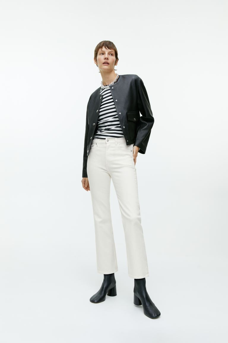 FERN CROPPED Flared Stretch Jeans | H&M (UK, MY, IN, SG, PH, TW, HK)