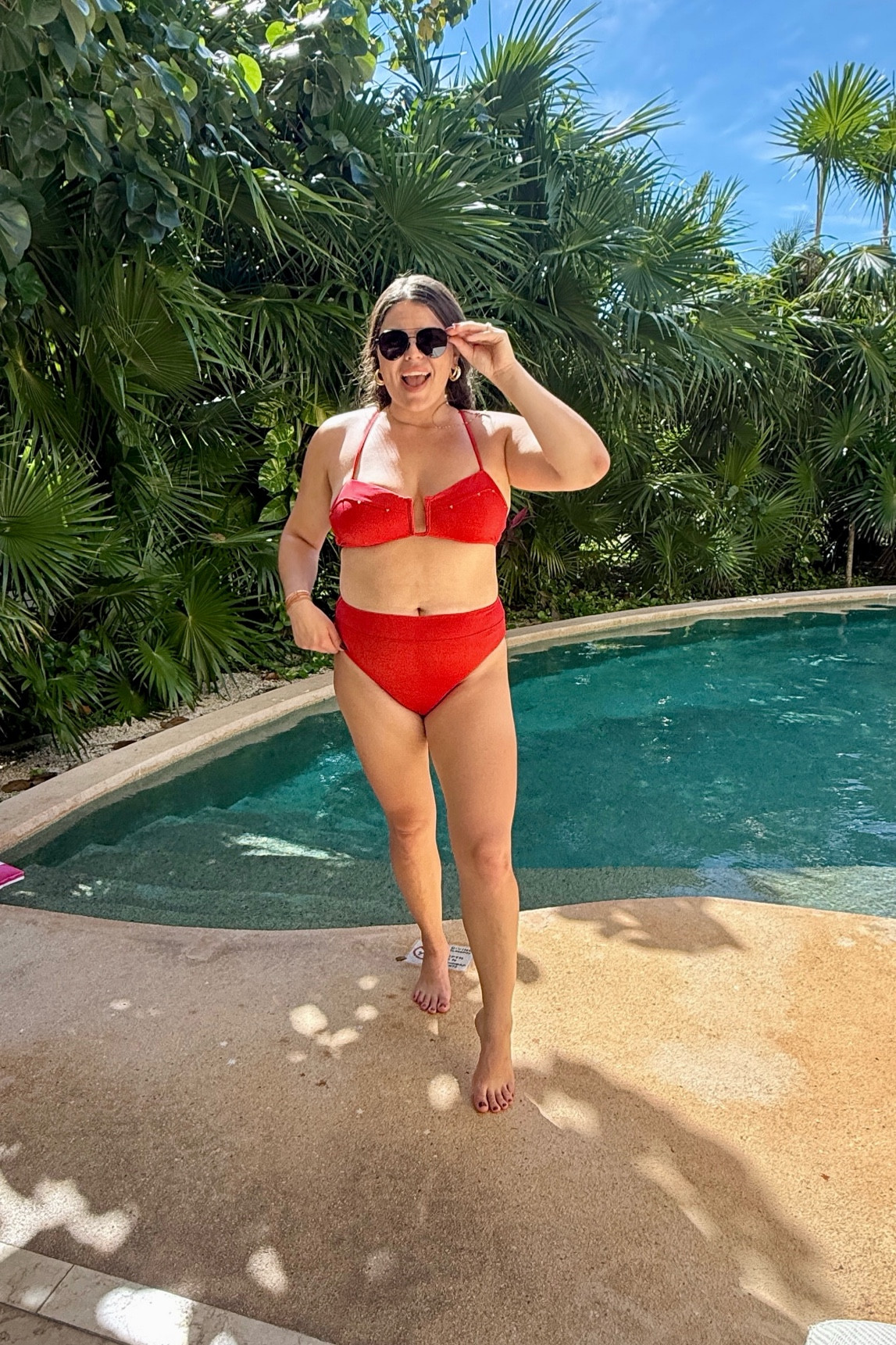 Midsize swimsuit, two piece swimsuit in size XL

Mexico, Hawaii, cruise, resortwear, high waisted bikini  

#LTKTravel #LTKMidsize #LTKSwim