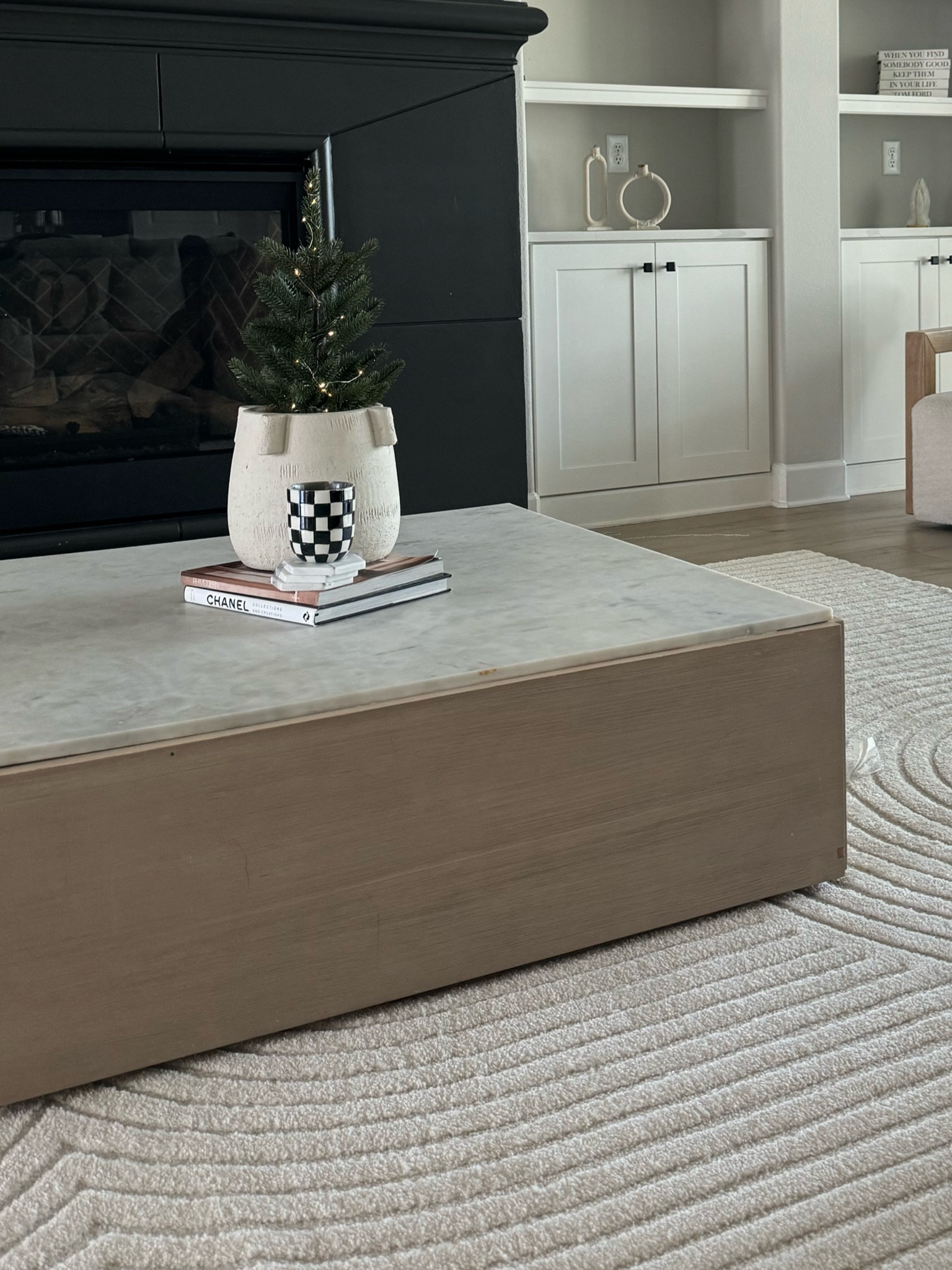 Perfect coffee table ….

#LTKHome