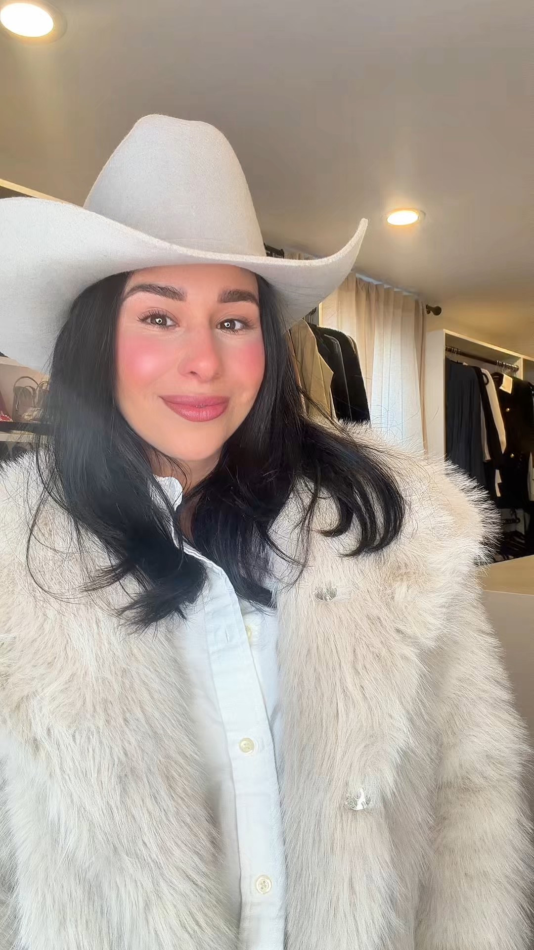 Ready for a rodeo 🤍 wearing size 25 in my wranglers 

#LTKootd #LTKgrwm #LTKPetite