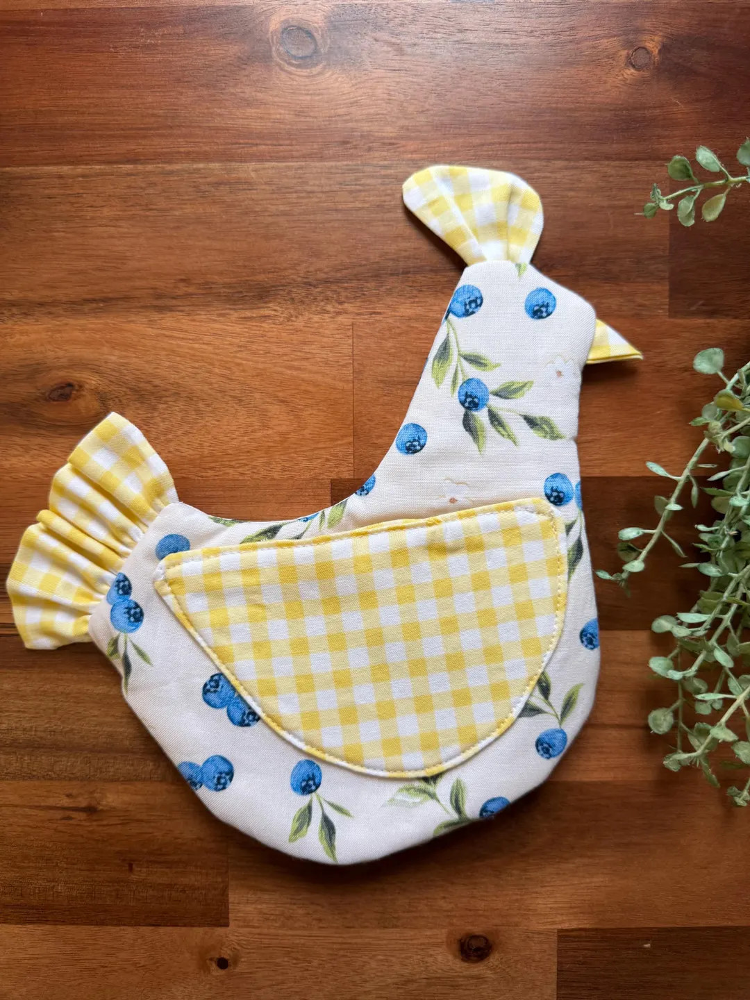 Chicken Pot Holder | Blueberry and Gingham | Farmhouse Oven Mitt | Handmade Gifts - Etsy | Etsy (Global)