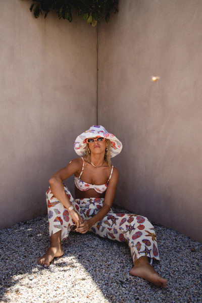 VRG GRL Island Locale Pants // Shell | VRG Grl