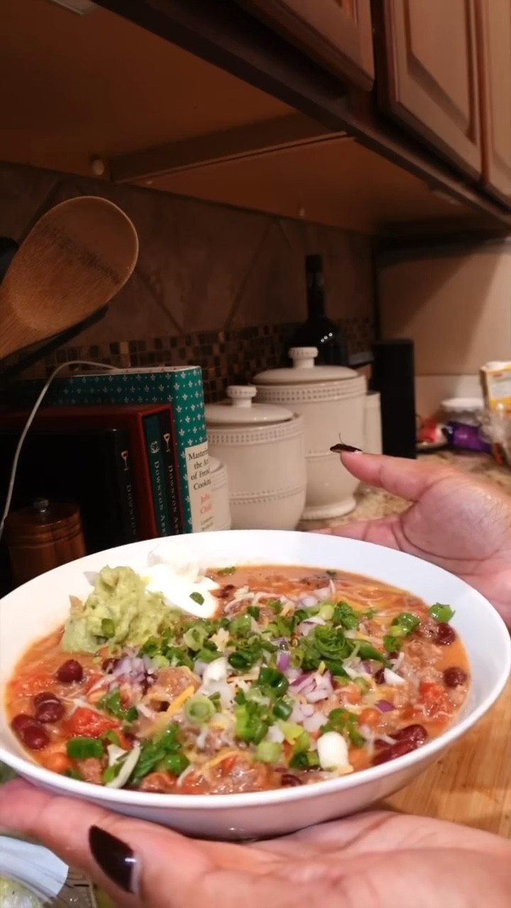 It’s #soupseason let’s make #chilli . 
Here are my favorite soup season essentials. Some of the items I had for years it got the closest match. 
#cooking #souprecipe #chillibeans

#LTKFamily #LTKHome