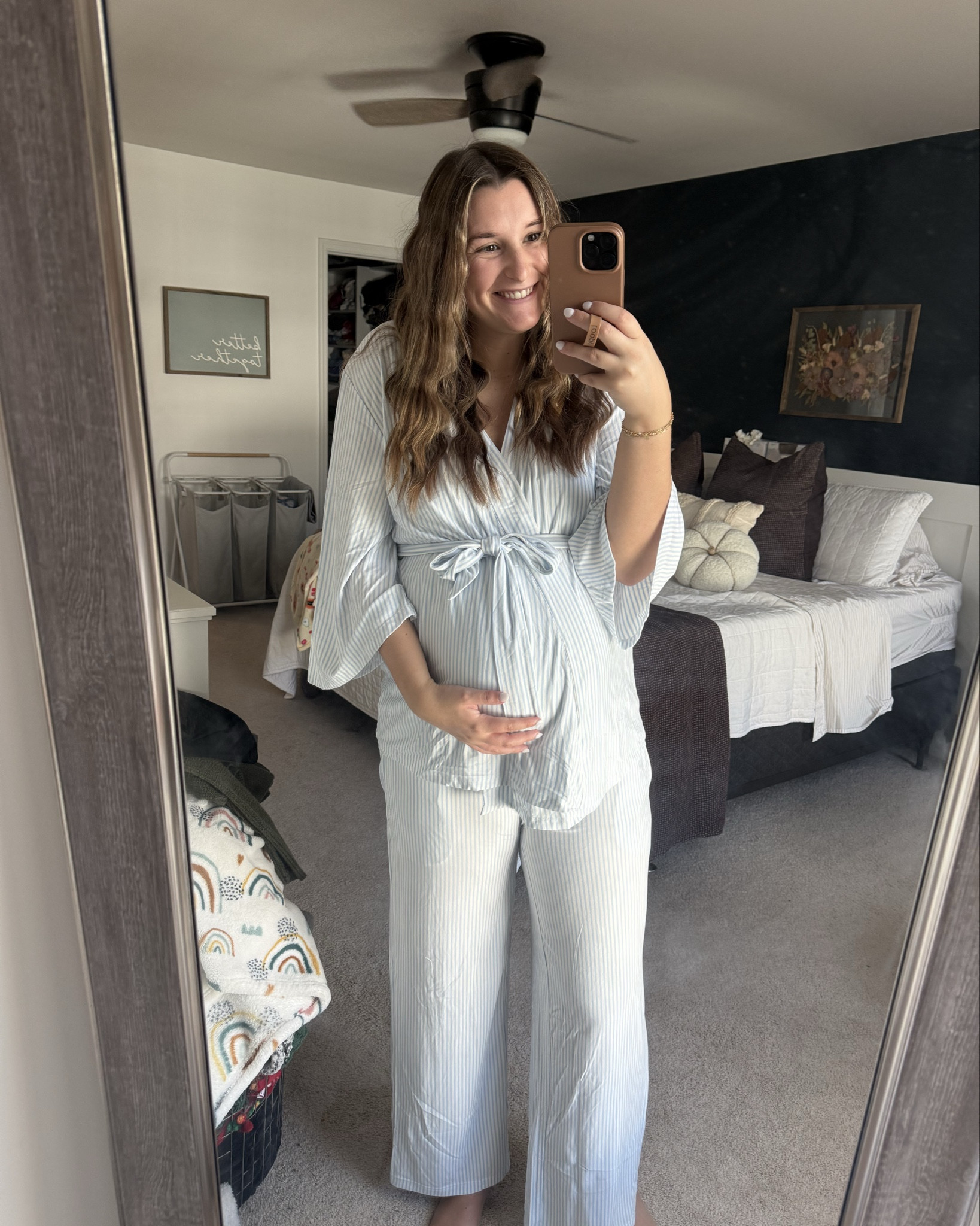 Trying on my hospital outfit 🩵 super happy with how these fit! 
Pajama set: medium

#LTKTall #LTKBump