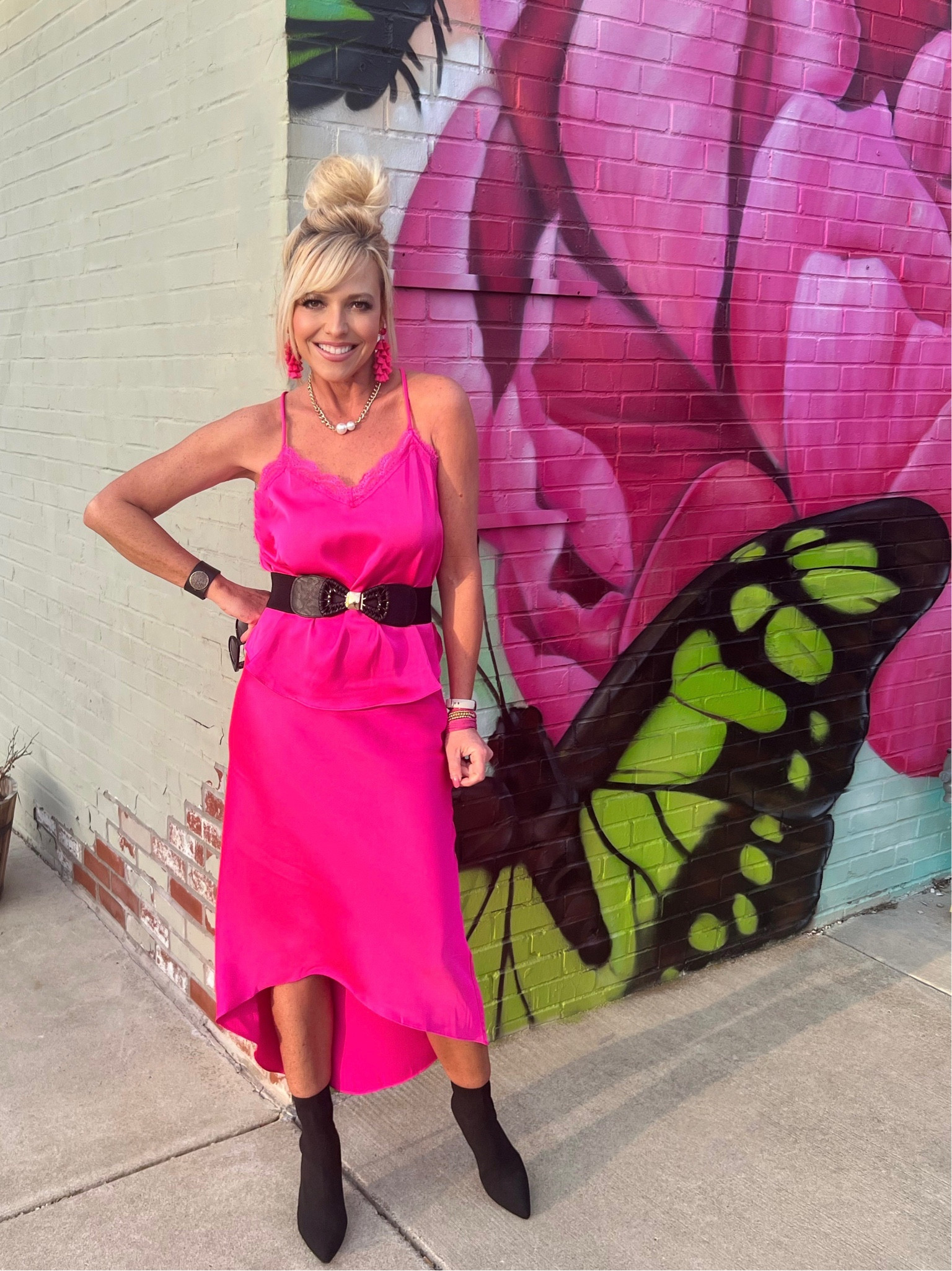 1 or 2? Both PRECIOUS! 💗💜 I love that word and it’s the perfect adjective to describe this pink and purple goodness. It’s also how I’d describe everything from the online boutique @peppered_with_leopard 🐆
AND Gorgeous Lisa, the owner behind it, is PRECIOUS as can be! 

You cannot beat the sweet selection and stellar service from Peppered with Leopard.

Do you have favorite words and favorite shopping sites? I’m sure glad we live in a world where there is both! 


#LTKstyletip #LTKFind #LTKunder100