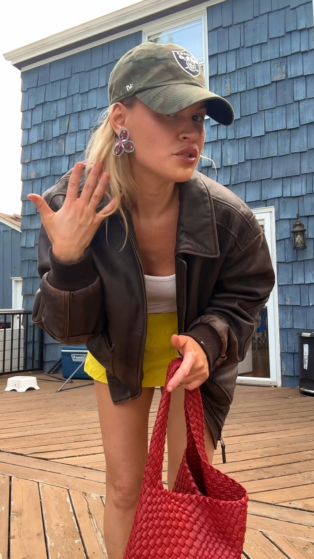 If you wore your team colors this could actually be a very chic game day fall outfit idea, but it’s a good one regardless   

#LTKFindsUnder100 #LTKStyleTip #LTKFallSale