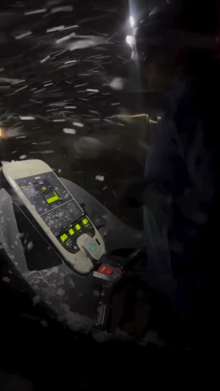 -20F (-29C), 15+ knots of wind, and snow testing complete. If you haven’t figured it out yet, don’t worry. @rob.sembiante and I will be sharing our next great adventure with you tomorrow. But some of you have already guessed it 😊🫡

#runner #athlete #fitness #ultrarunning #runningmotivation #fitnessmotivation

#LTKMens #LTKFitness #LTKActive