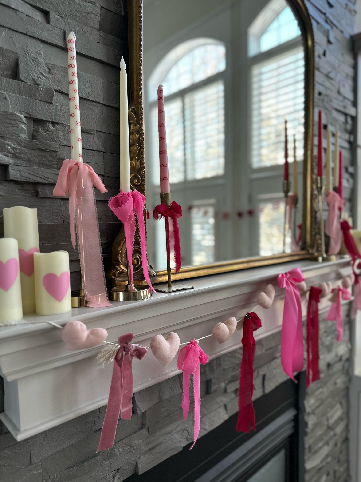 Valentine mantle 

#LTKcanada #LTKstyletip #LTKcasa