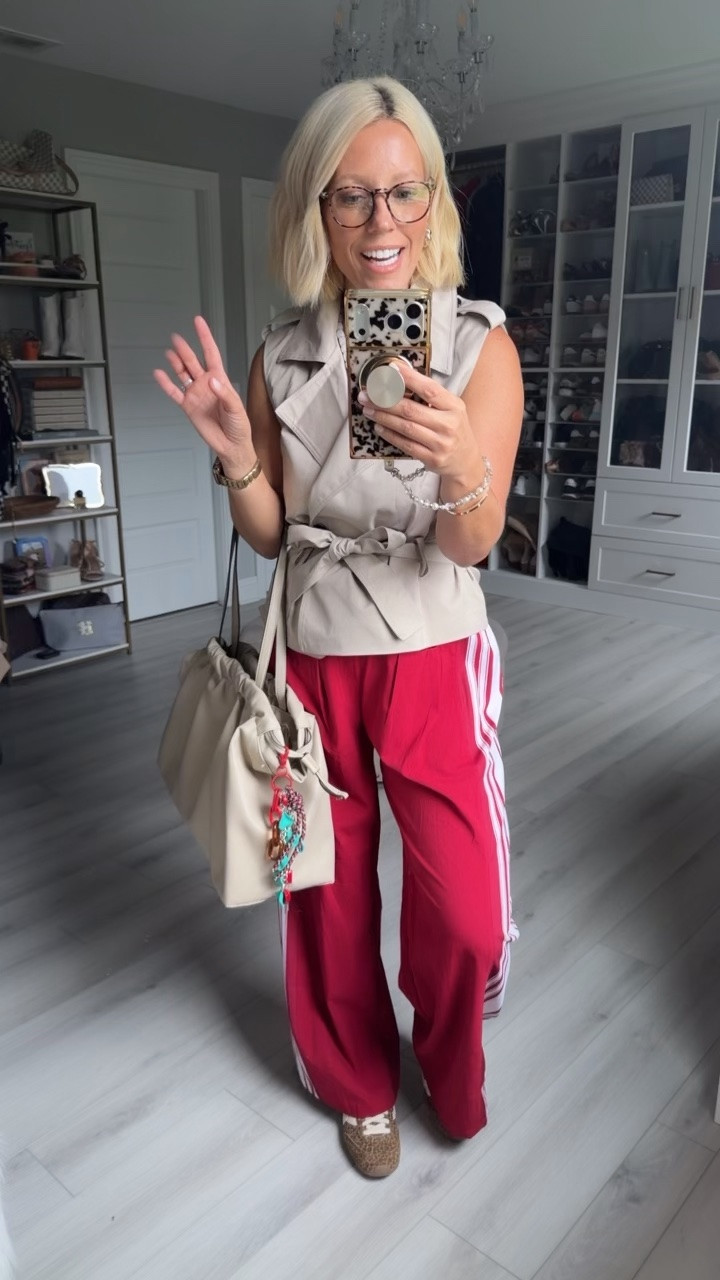 Vest small
Pants medium (roomy) 
Shoes TTS

#LTKSaleAlert #LTKootd #LTKmomlife